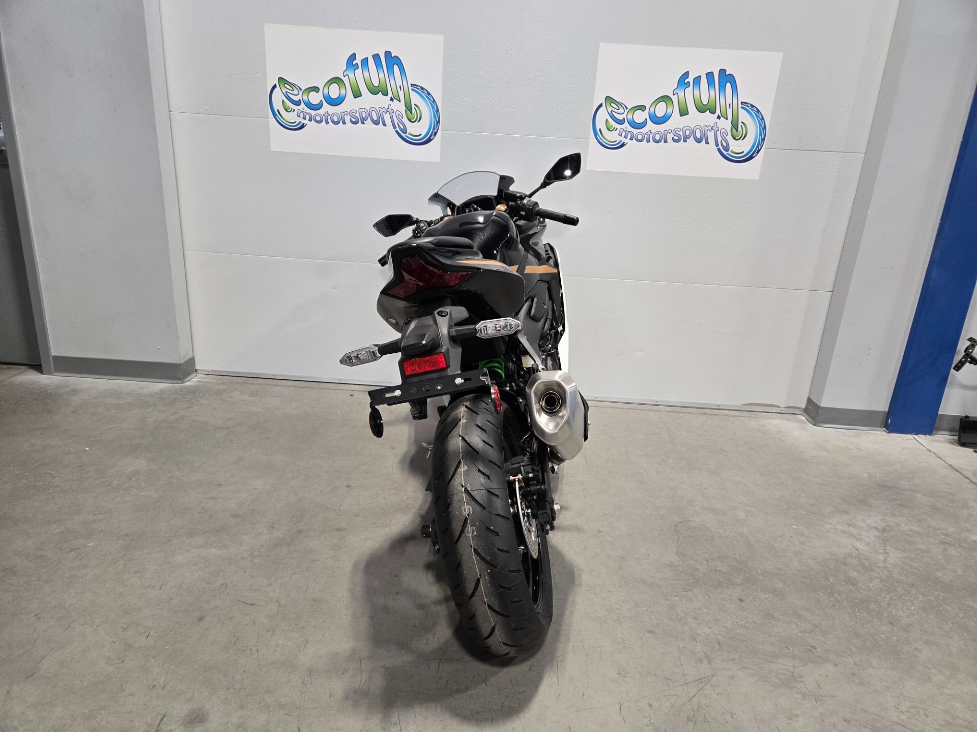 New 2026 Kawasaki Ninja® ZX™-4RR ABS | Motorcycles in Forest Lake