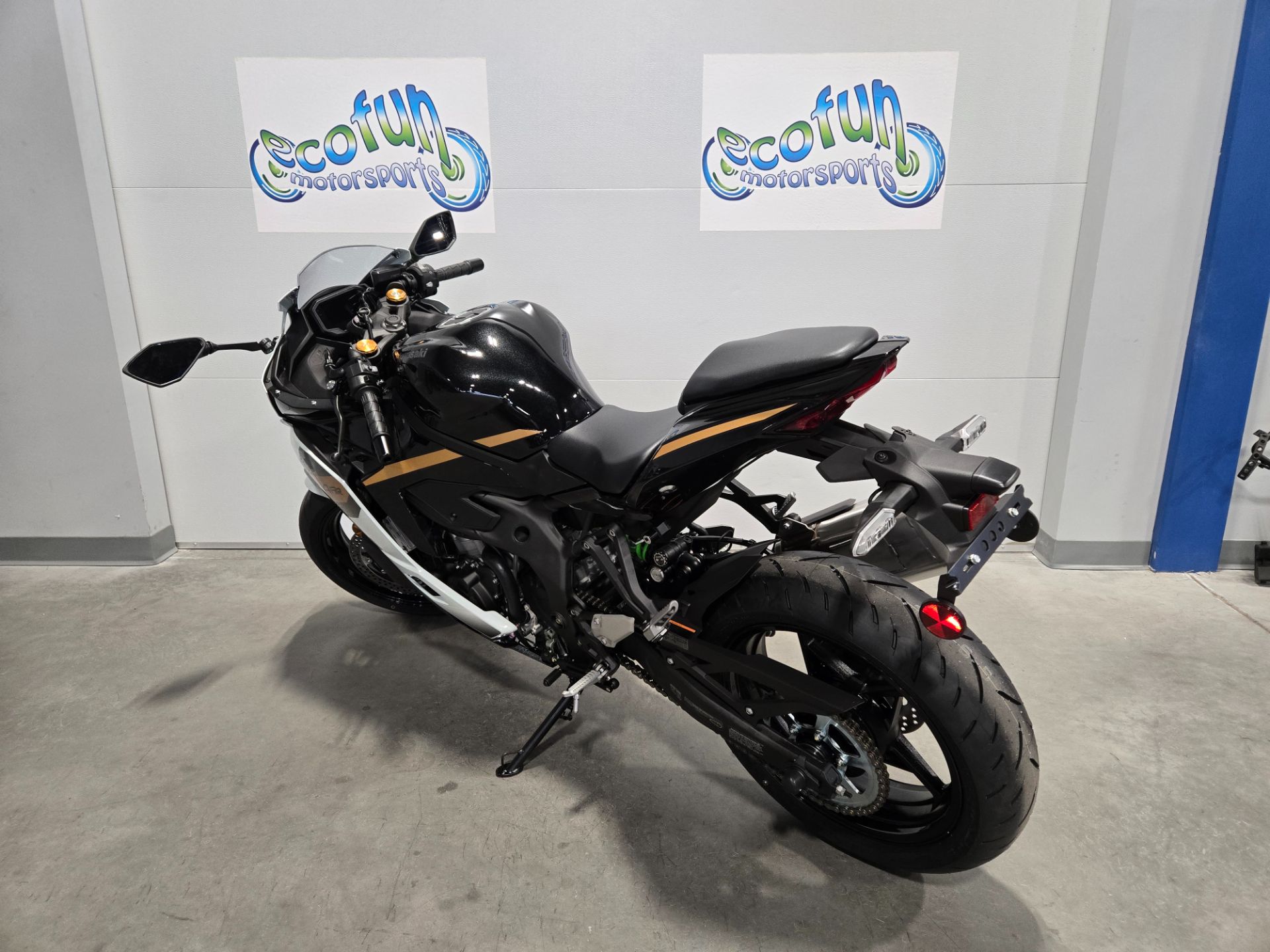 New 2026 Kawasaki Ninja® ZX™-4RR ABS | Motorcycles in Forest Lake