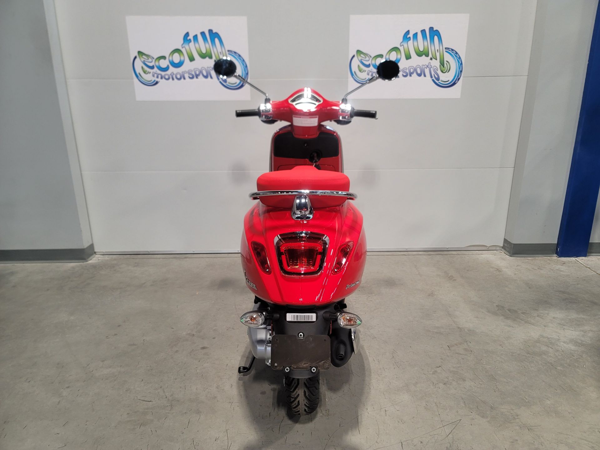 2027 Vespa Primavera photo 5