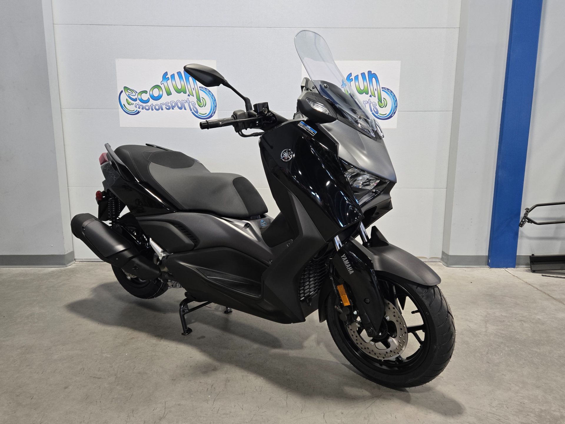 ヤマハ　XMAX New 2026 Yamaha XMAX | Scooters in Forest Lake MN | YAMTK002126