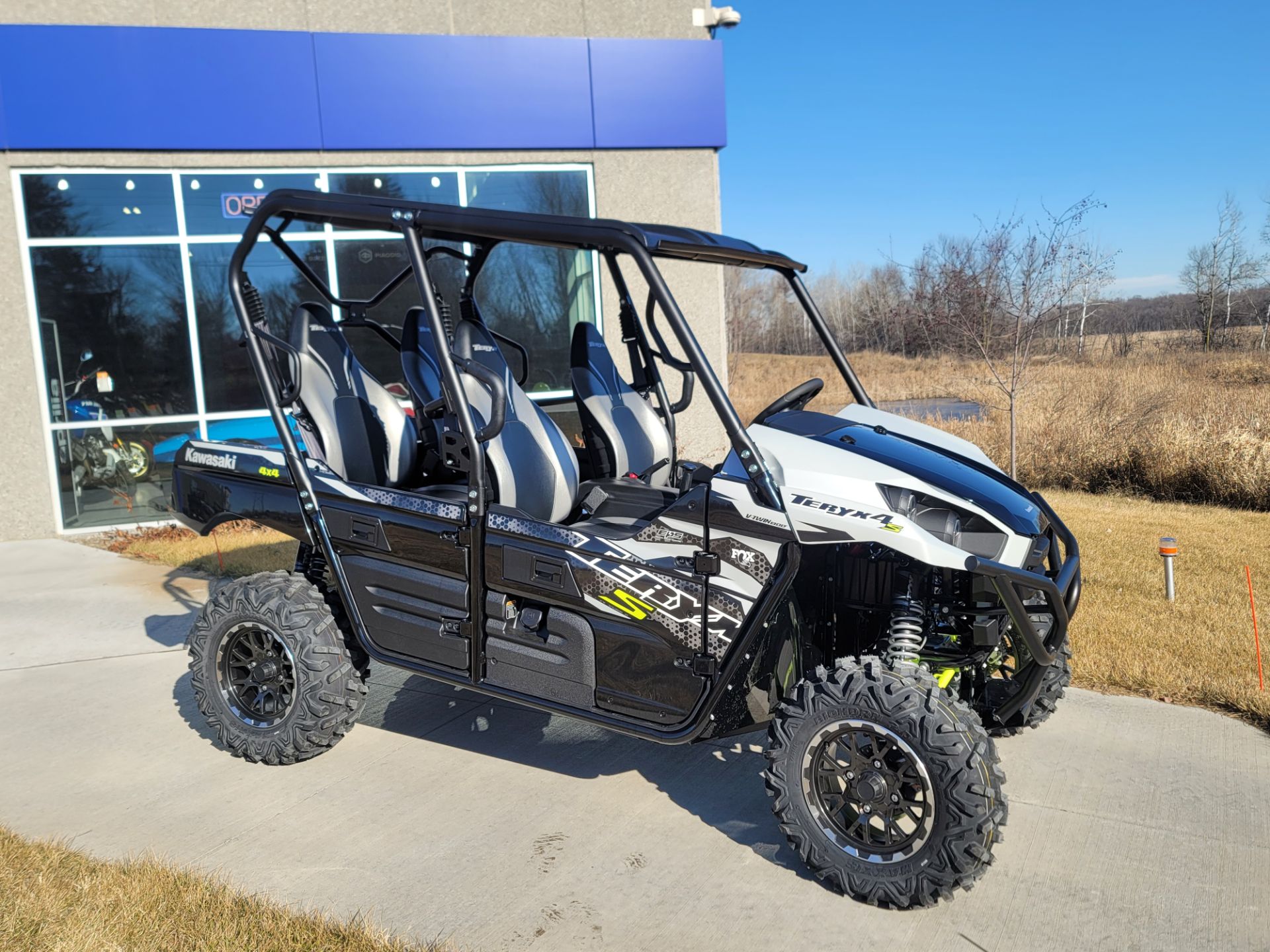 New 2025 Kawasaki Teryx4 S LE | Utility Vehicles in Forest Lake MN