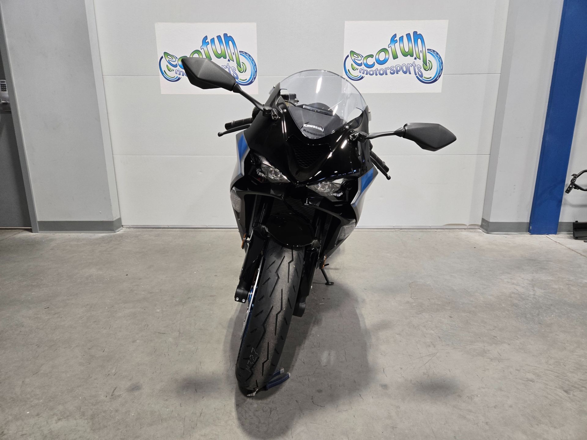 New 2026 Kawasaki Ninja® ZX™-6R | Motorcycles in Forest Lake MN