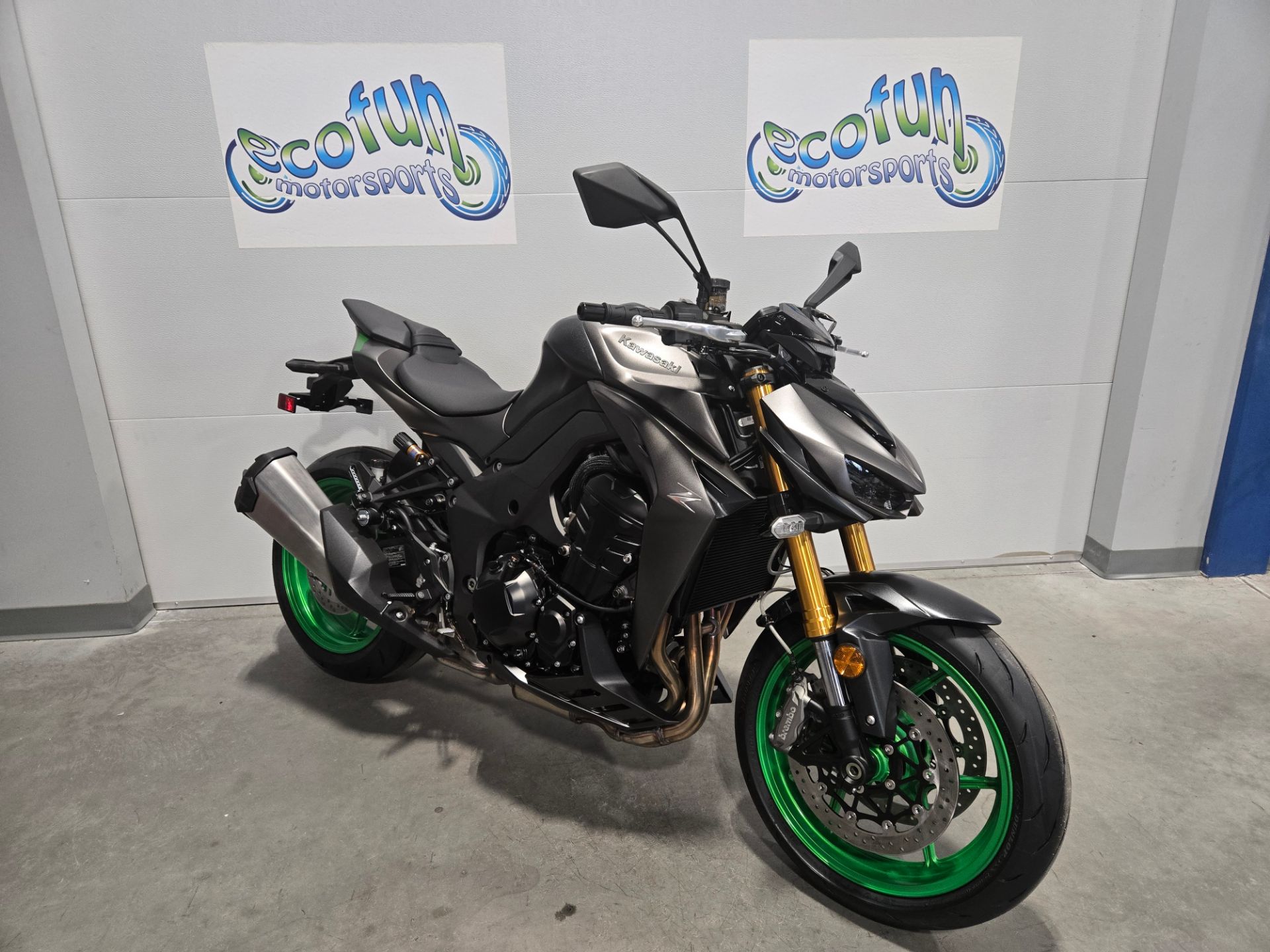 New 2026 Kawasaki Z1100 SE ABS | Motorcycles in Forest Lake MN