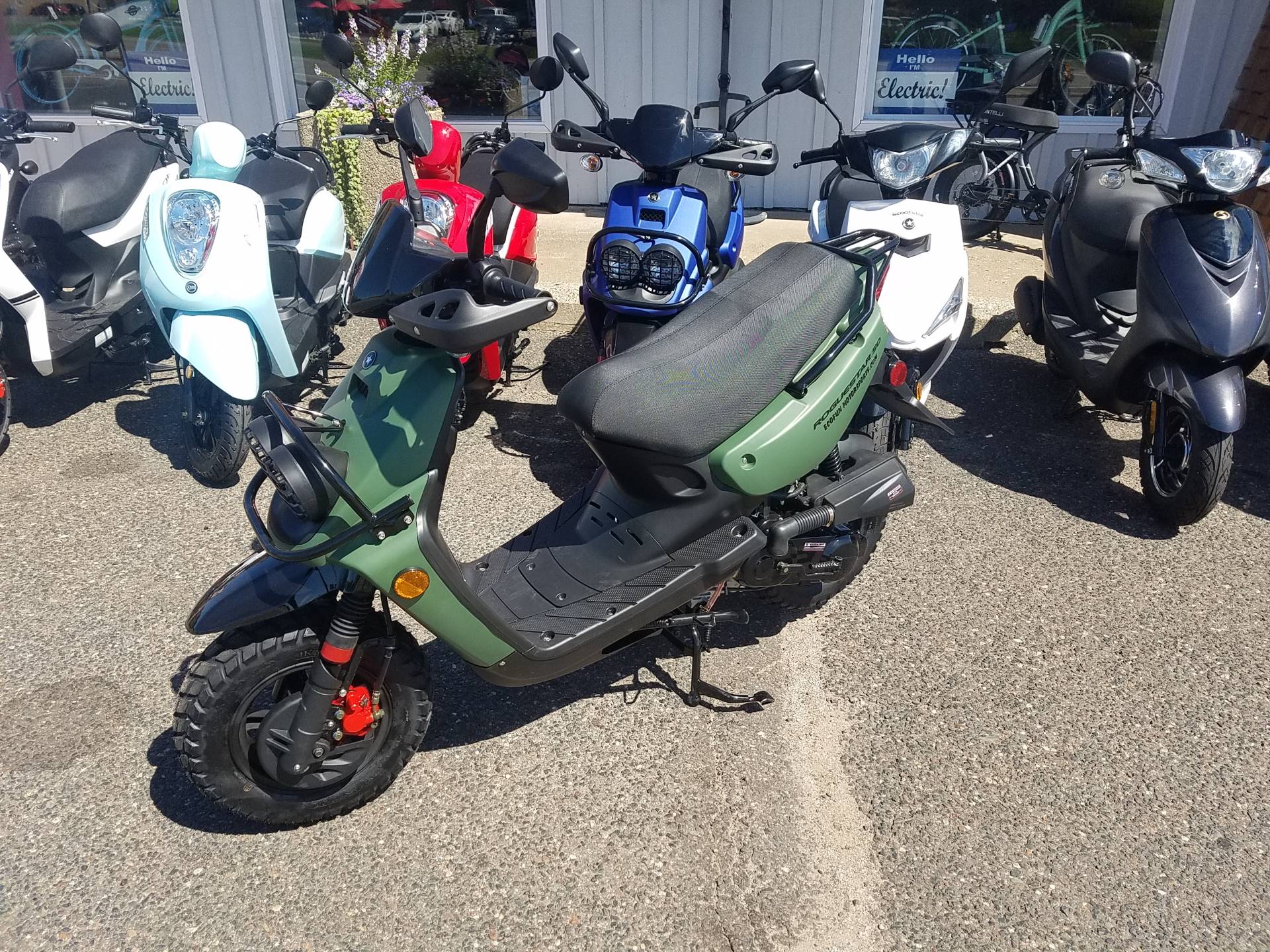 New 2022 ZHNG Roguestar 150cc Scooter | Scooters in Forest Lake MN