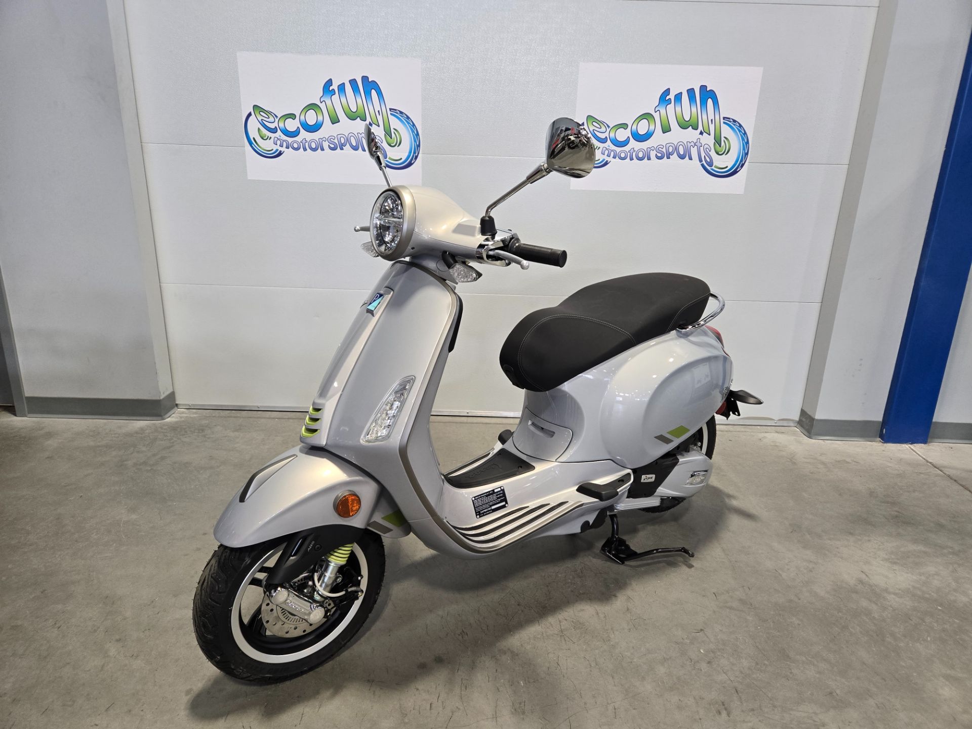 ❤primavera❤ New 2025 Vespa Primavera 150 Tech | Scooters in Forest Lake