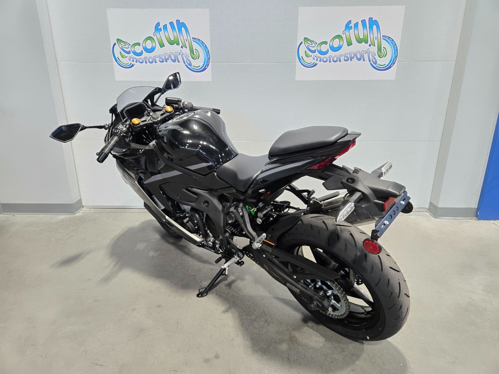 New 2026 Kawasaki Ninja ZX-4RR ABS | Motorcycles in Forest Lake MN