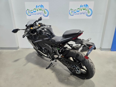 rerere　黒 カワサキ Ninja ZX－4R SE 2026年モデル メタリック