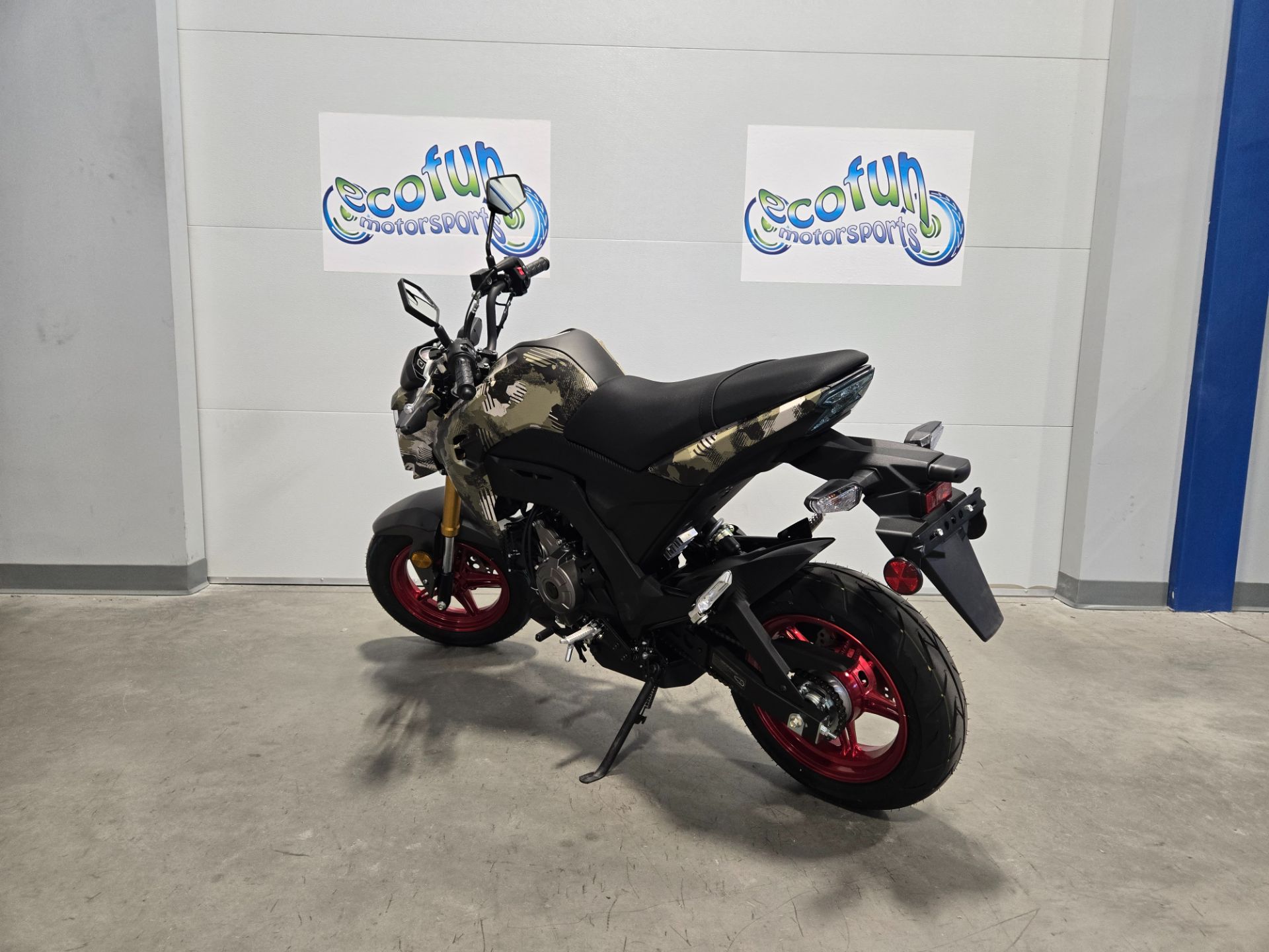 New 2025 Kawasaki Z125 Pro | Motorcycles in Forest Lake MN