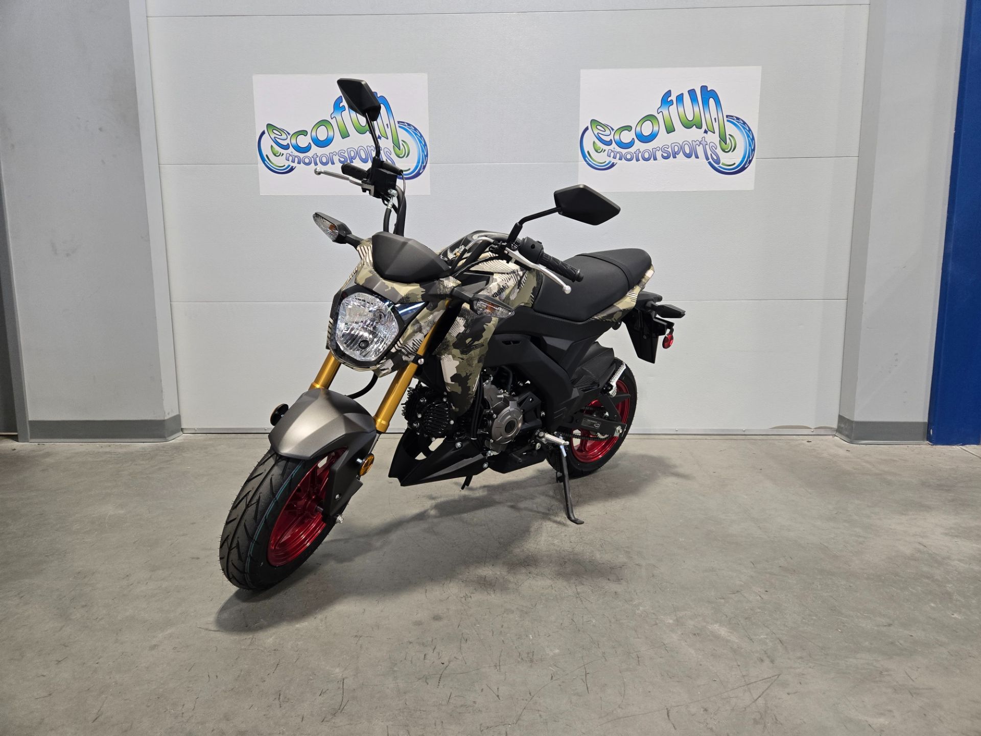 New 2025 Kawasaki Z125 Pro | Motorcycles in Forest Lake MN