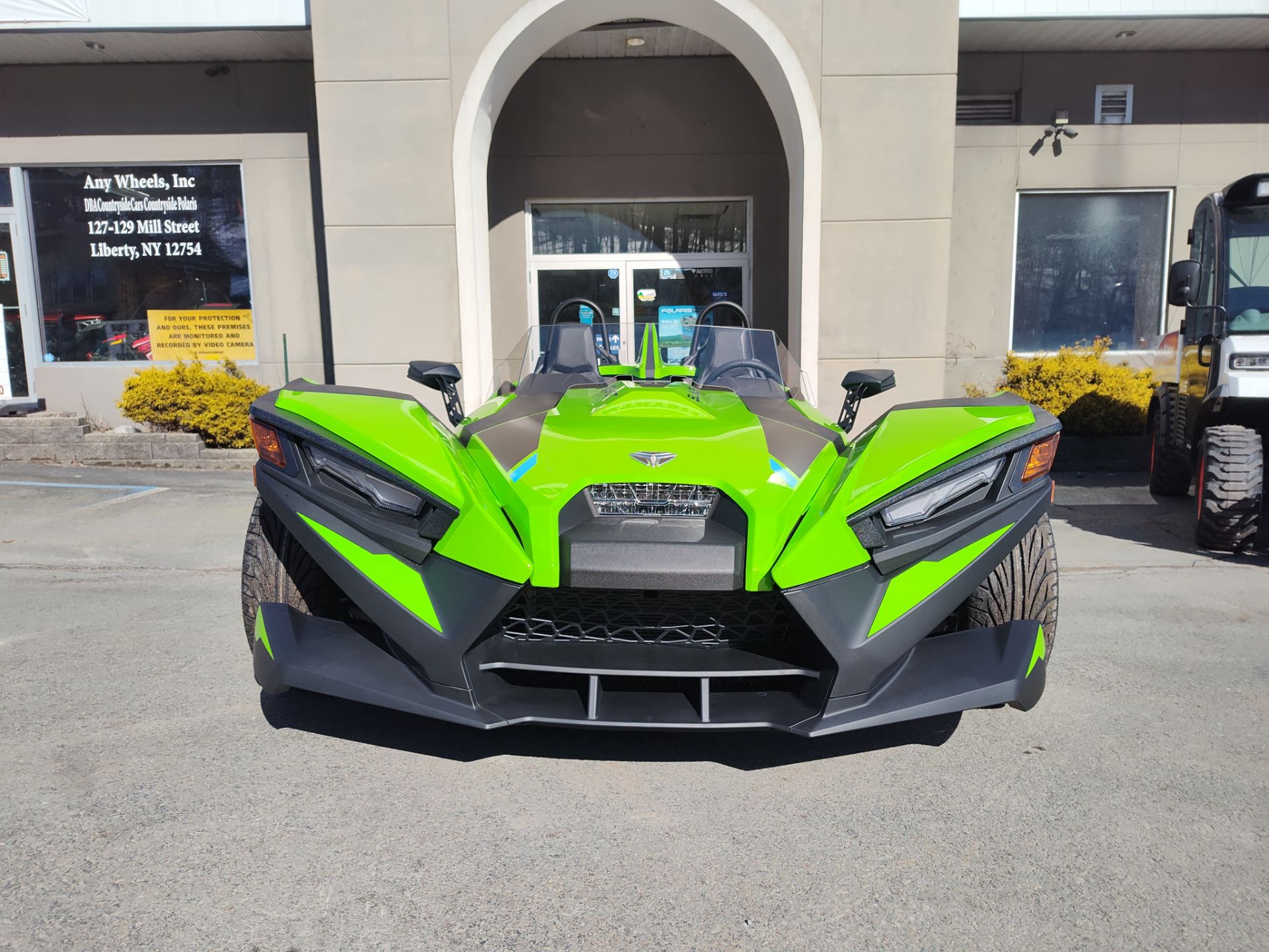 2025 Slingshot Slingshot AutoDrive photo 2