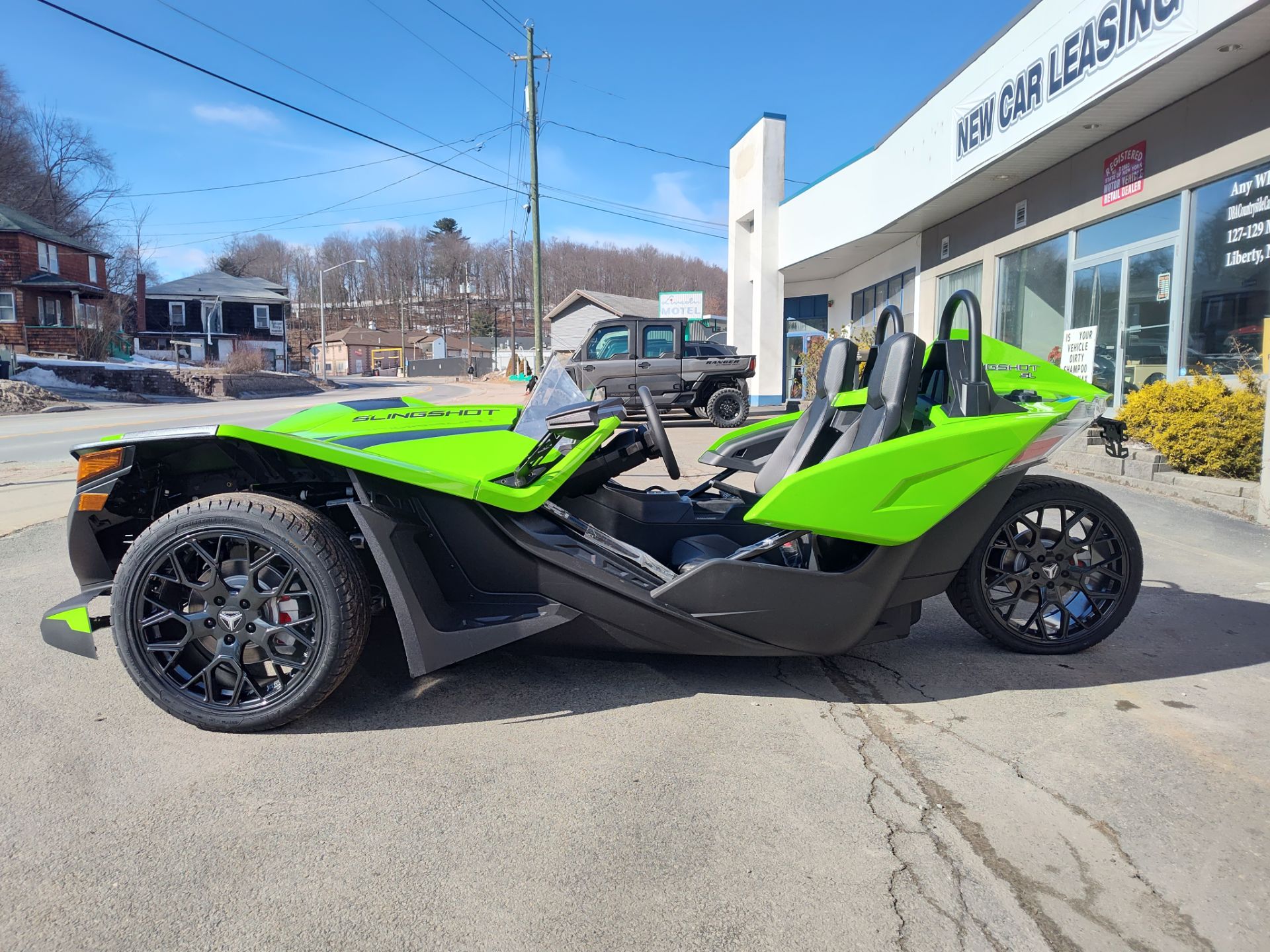 2025 Slingshot Slingshot AutoDrive photo 3