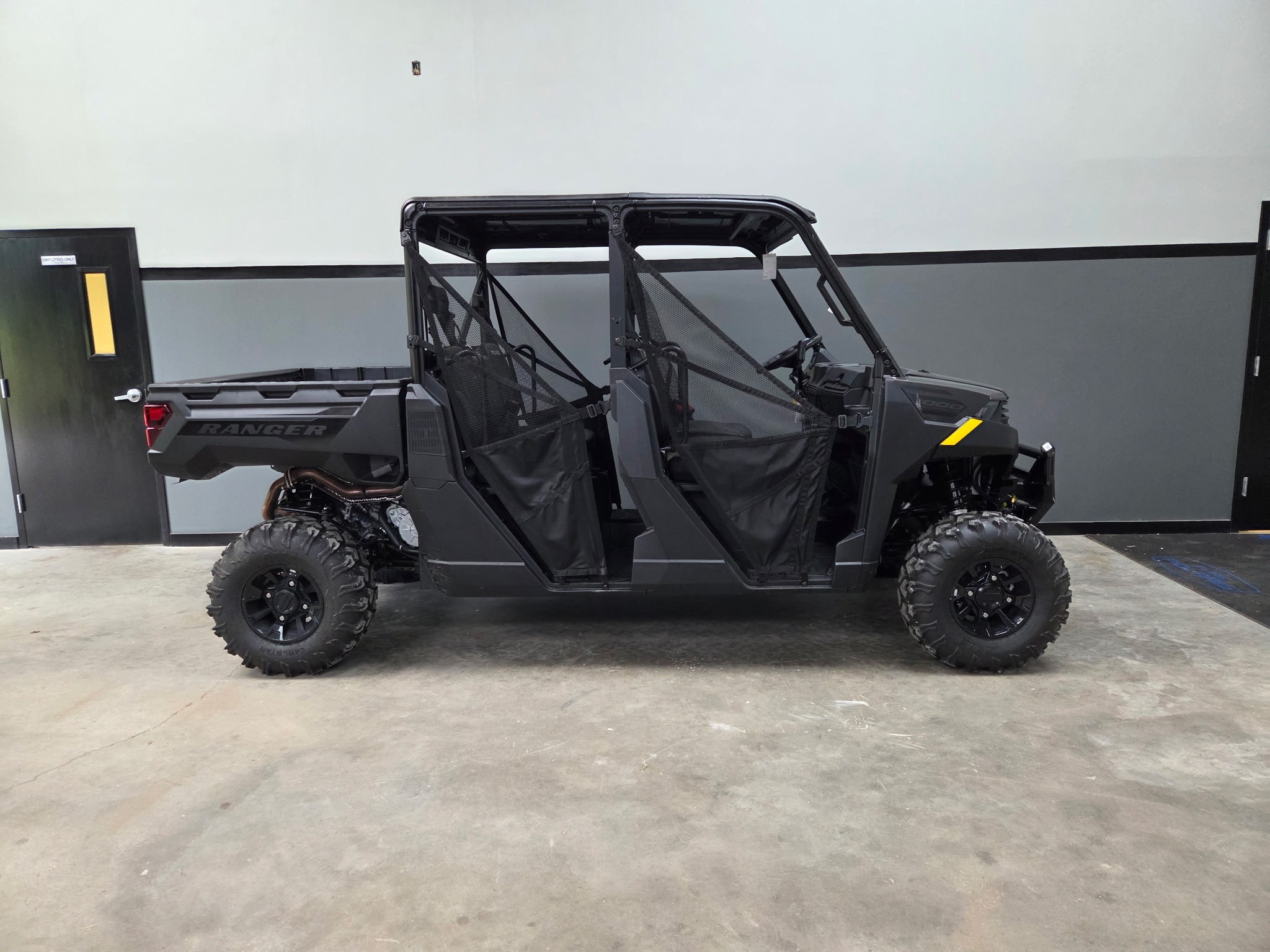 2027 Polaris Ranger Crew 1000 Premium 1