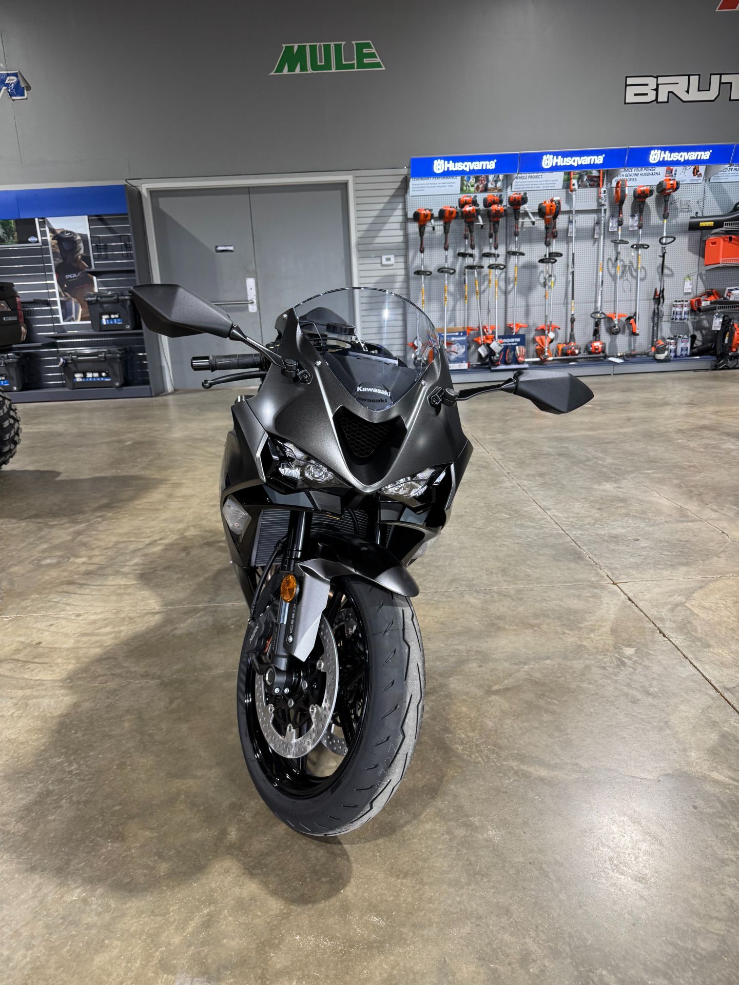 2026 Kawasaki Ninja® ZX-6R 2