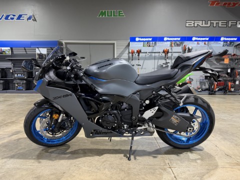 2026 Kawasaki Ninja ZX-6R ABS — photo 1 of 4