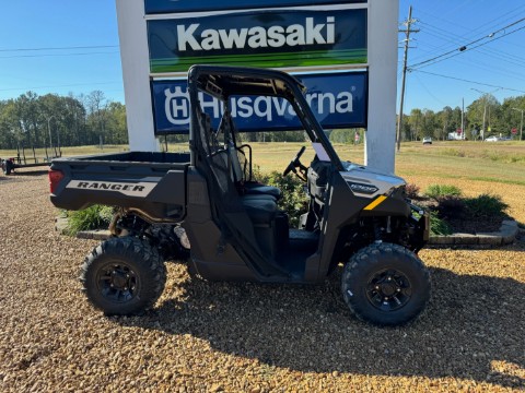 2027 Polaris Ranger 1000 Premium — photo 1 of 9