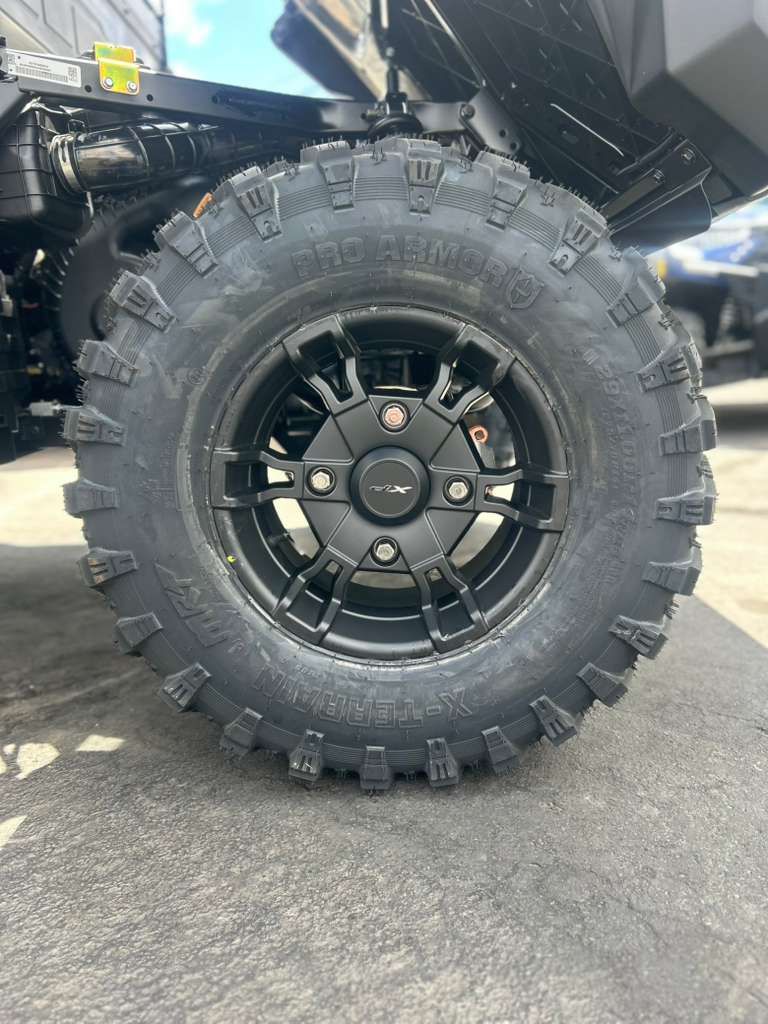 2027 Polaris Ranger Crew XP 1000 Cab 8