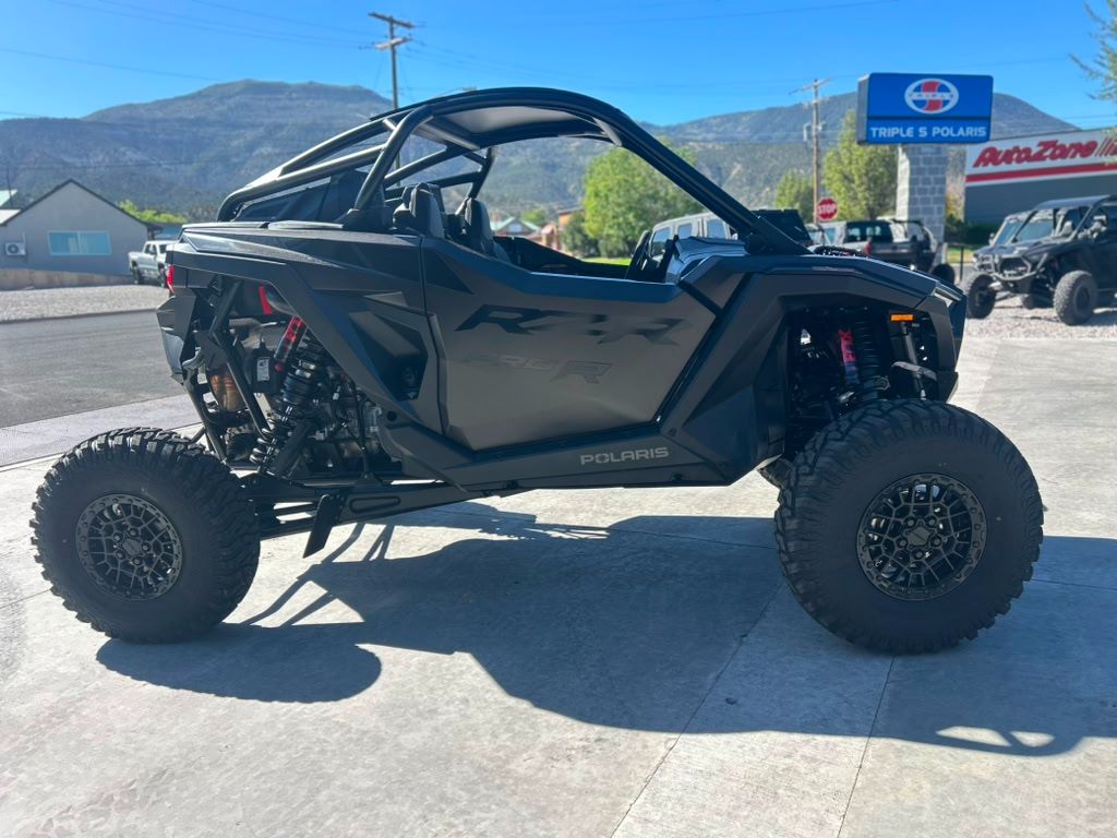 2026 Polaris RZR Pro R Ultimate 4