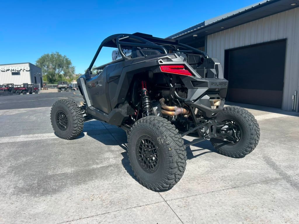 2026 Polaris RZR Pro R Ultimate 7