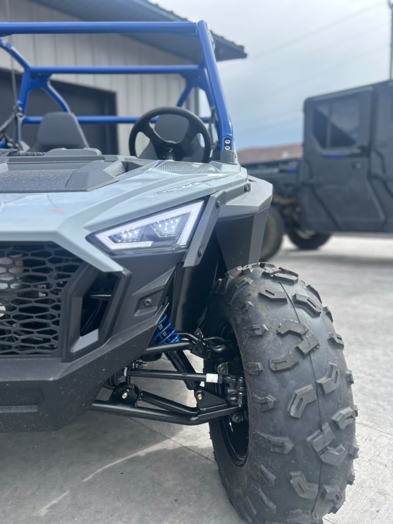 2026 Polaris RZR 200 EFI 4