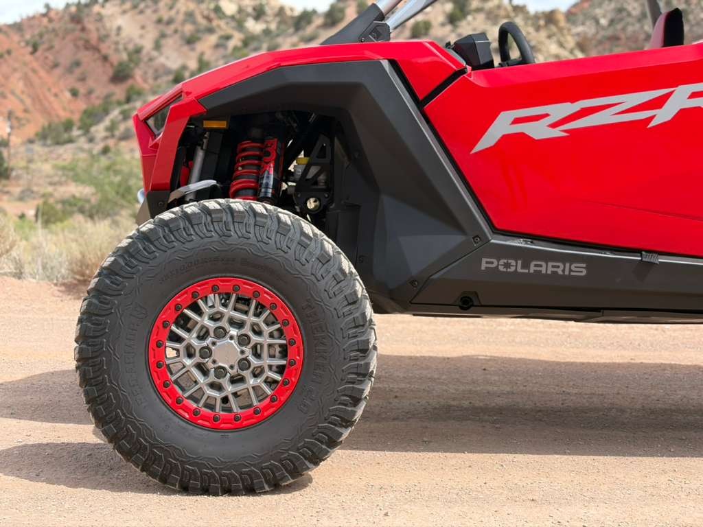 2026 Polaris RZR Pro R 4 Ultimate 12