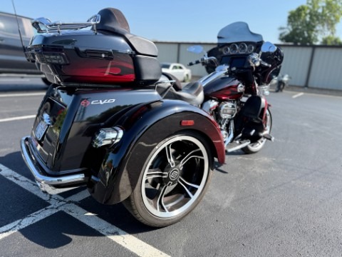 2022 Harley-Davidson CVO Tri Glide® 6