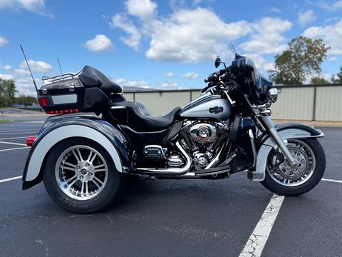 Used 2013 Harley-Davidson Tri Glide® Ultra Classic® Midnight Pearl