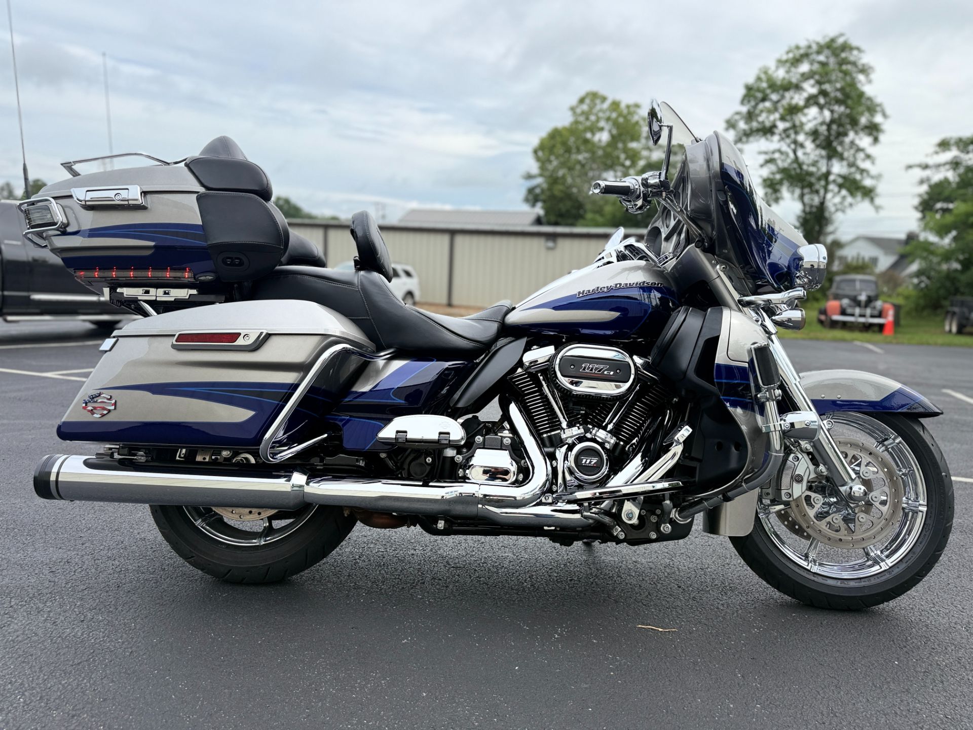 2017 Harley-Davidson CVO Limited for sale 1127856