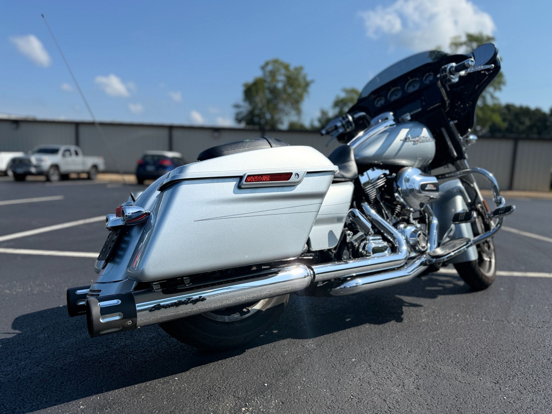 Used 2015 Harley-Davidson Street Glide® Special Brilliant Silver