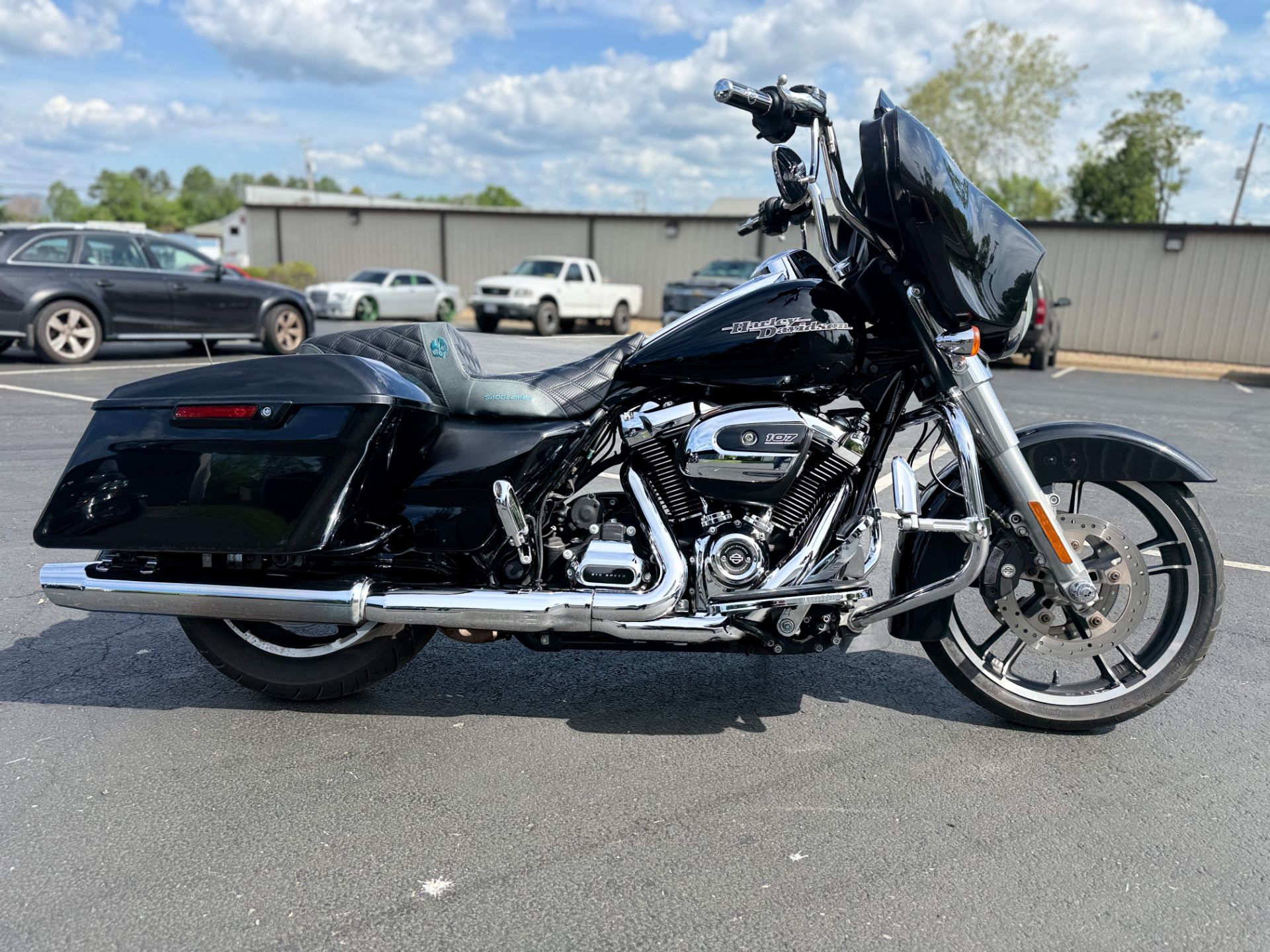 2019 Harley-Davidson Street Glide® 1