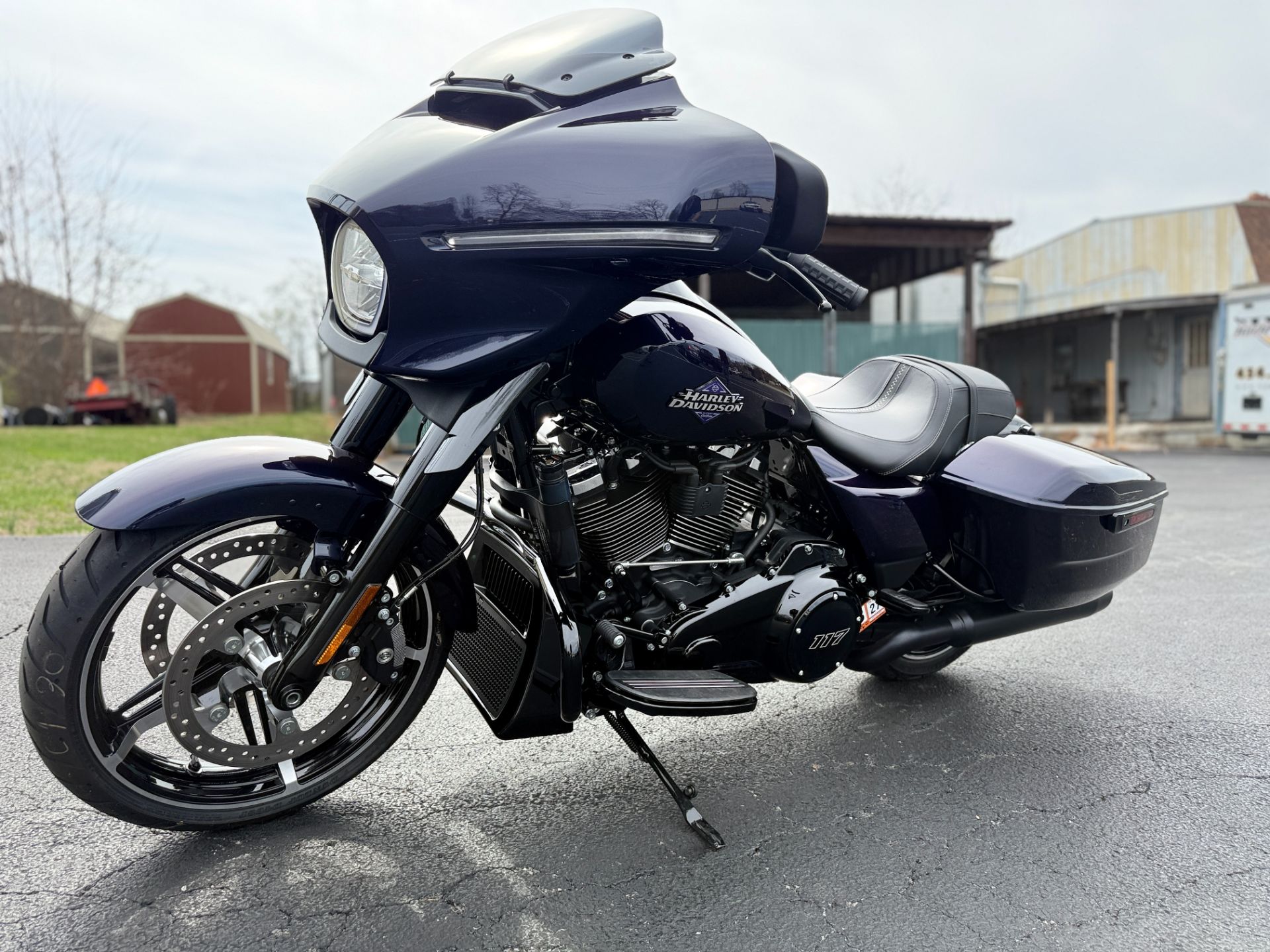 2025 Harley-Davidson Street Glide® 8