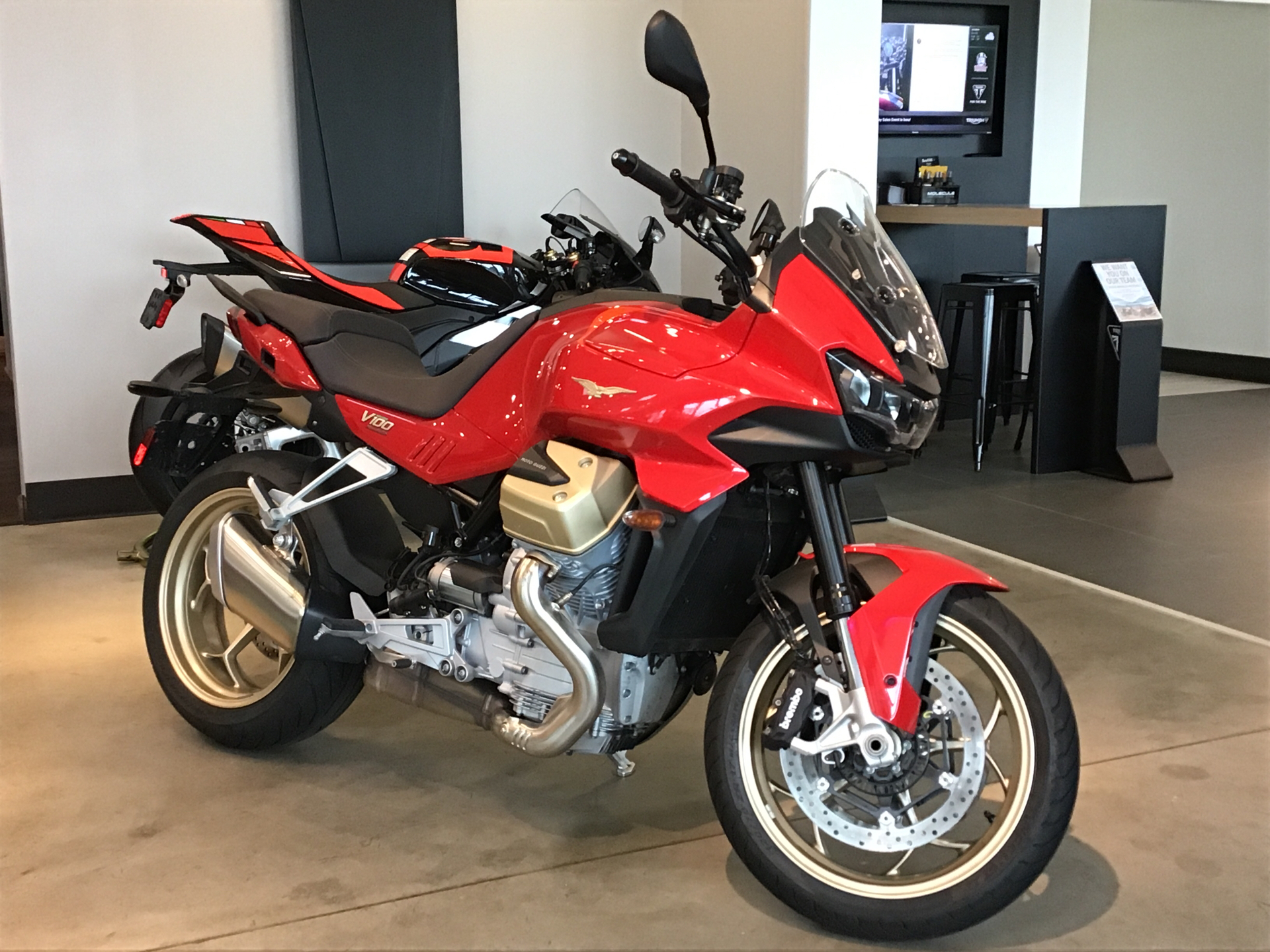 New 2023 Moto Guzzi V100 Mandello, West Chester PA Specs, Price
