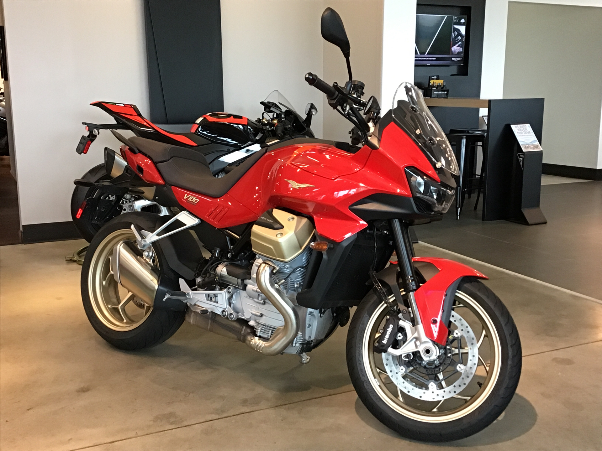 2023 Moto Guzzi V100 Mandello for sale 1304230