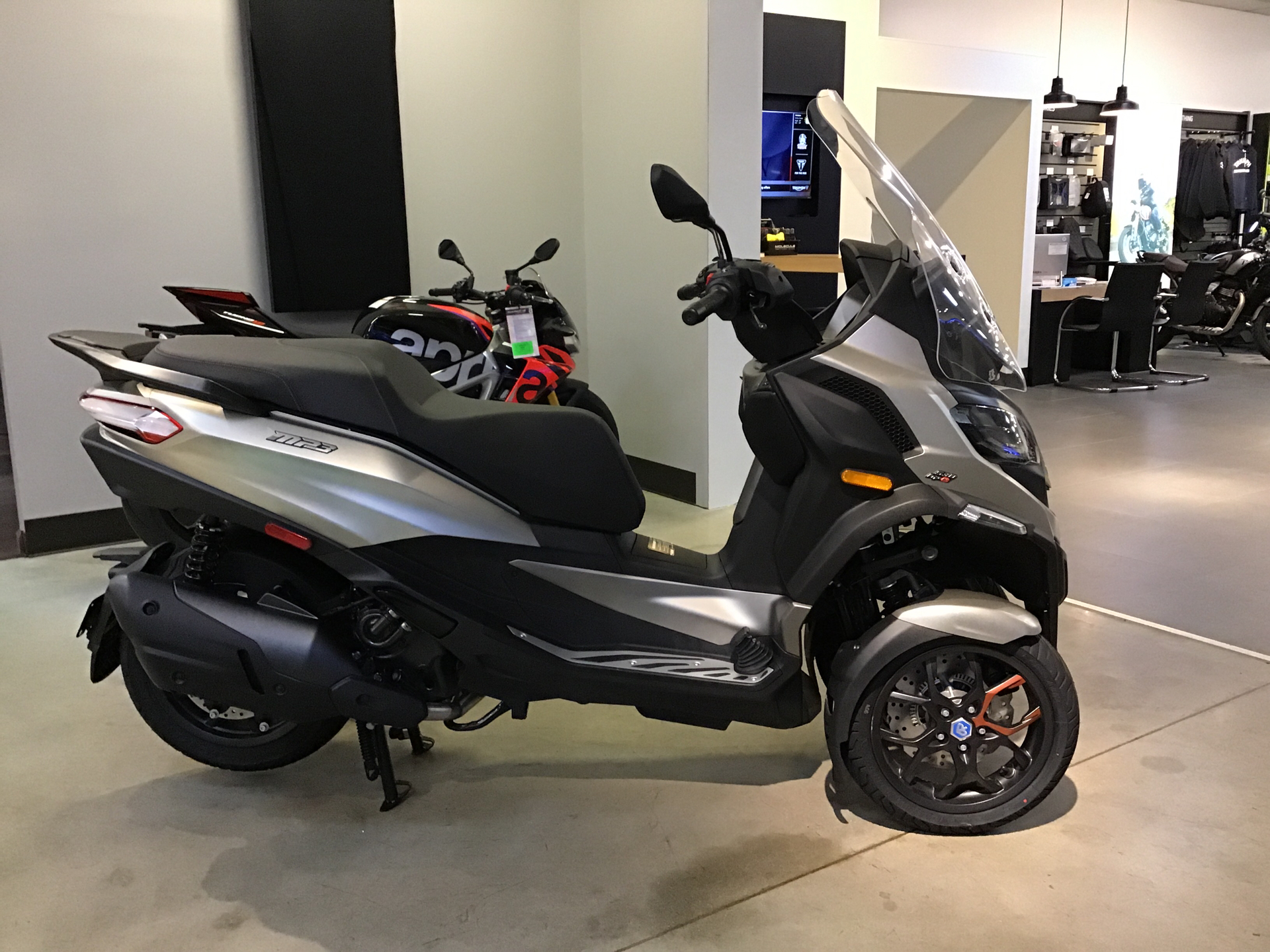 Qv3 Quadro Ruote Motorcycle Qooder Qv3 Prezzo Qooder Qv3 Quadro