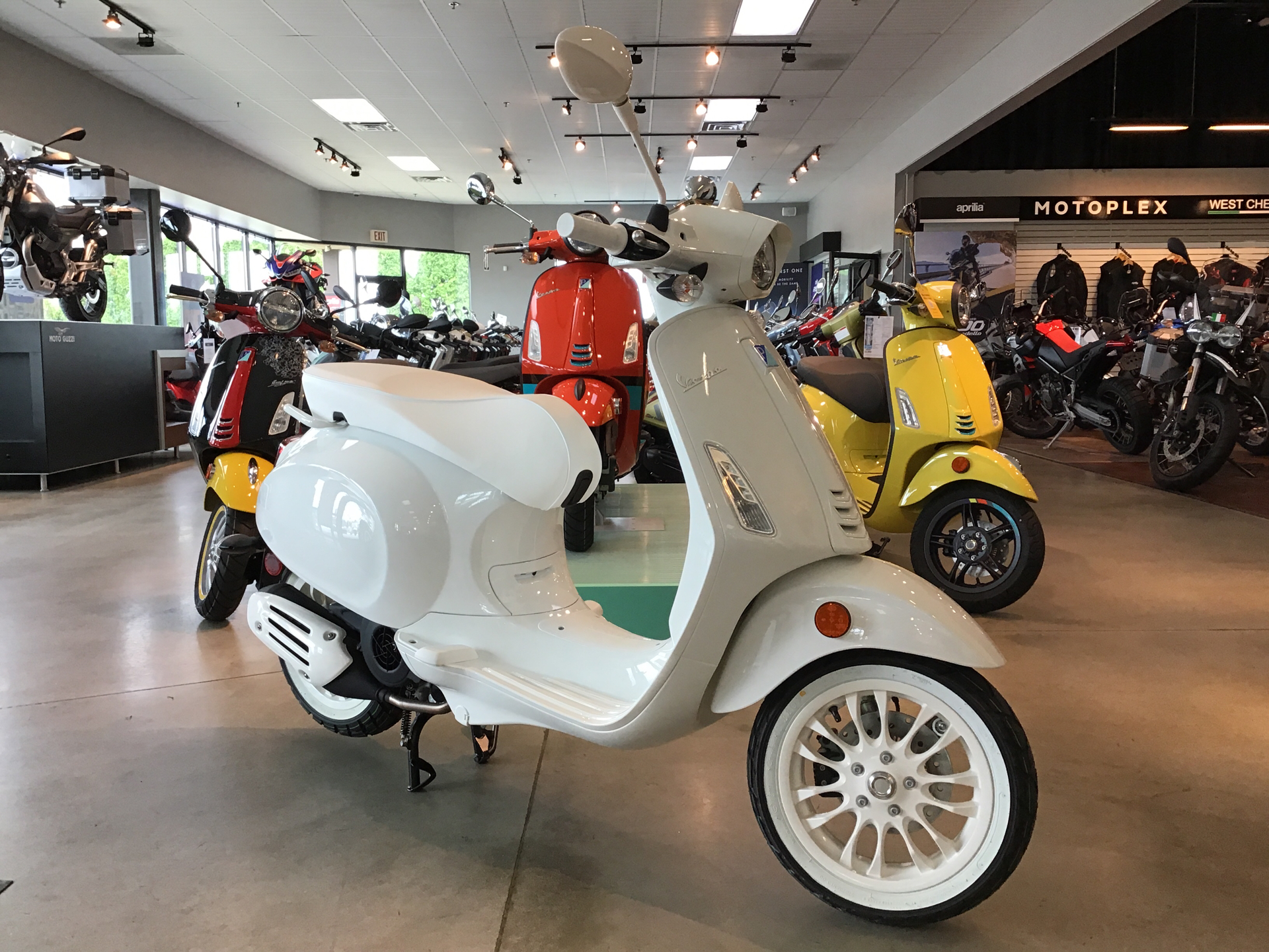 New 2022 Vespa Sprint 150 Justin Bieber x Vespa, West