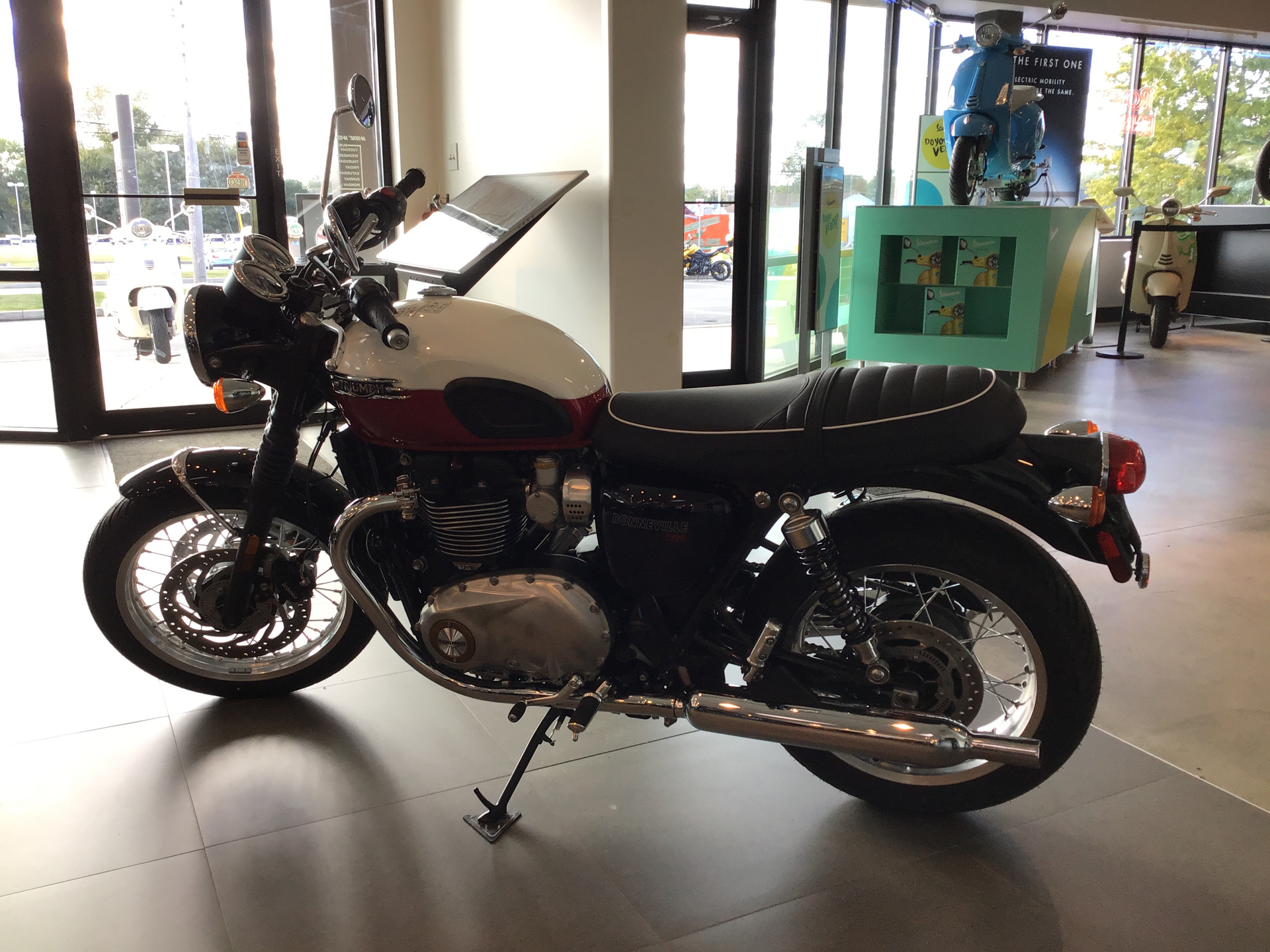 New 2025 Triumph Bonneville T120, West Chester PA | Specs, Price