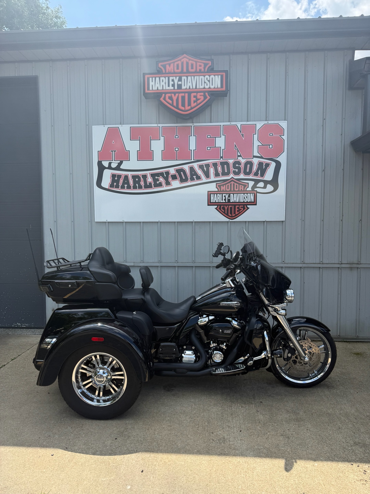 2021 Harley-Davidson Tri Glide® Ultra 1