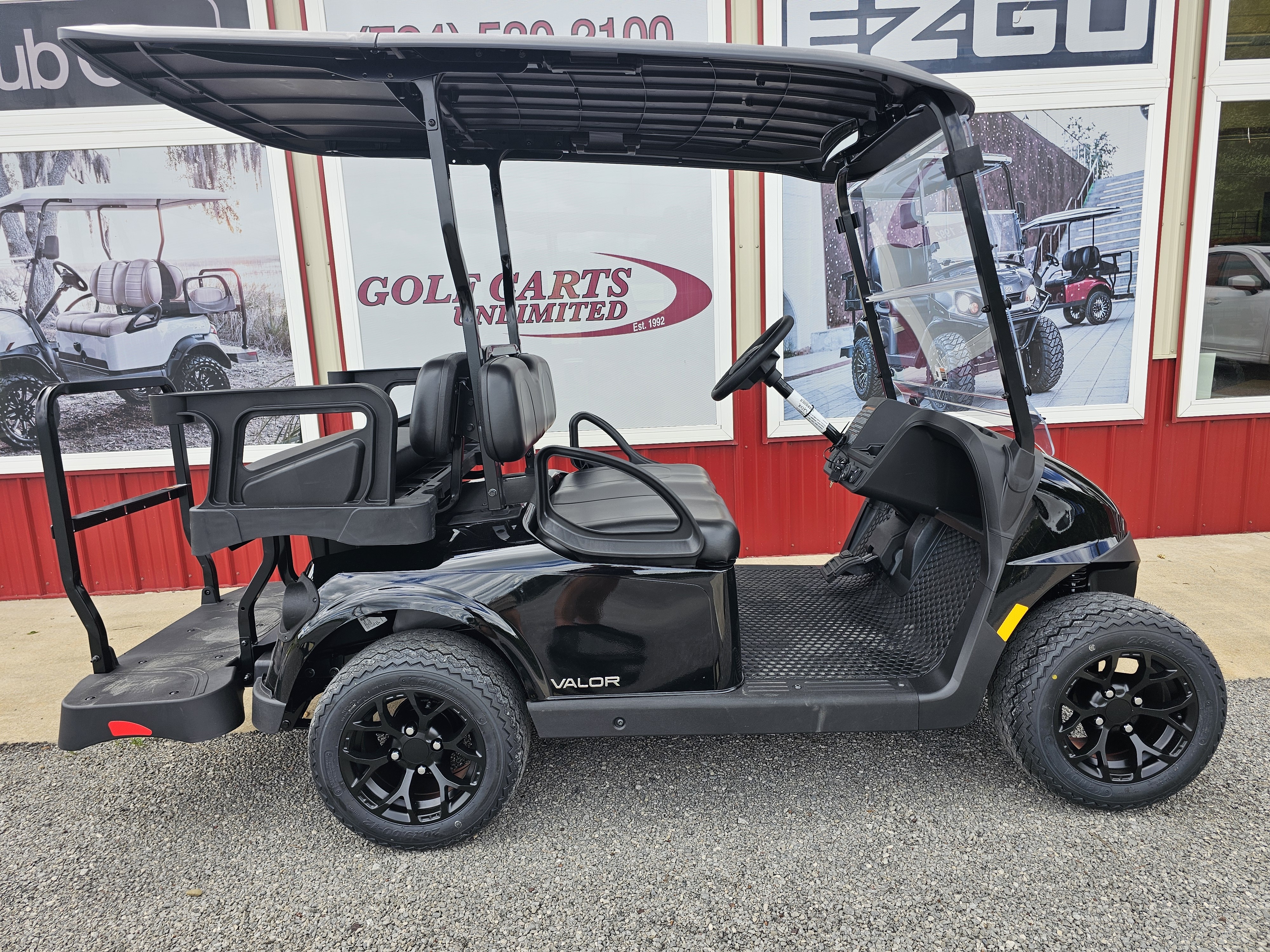 2027  RXV 4 Valor S+ 13.5-hp Gas 2
