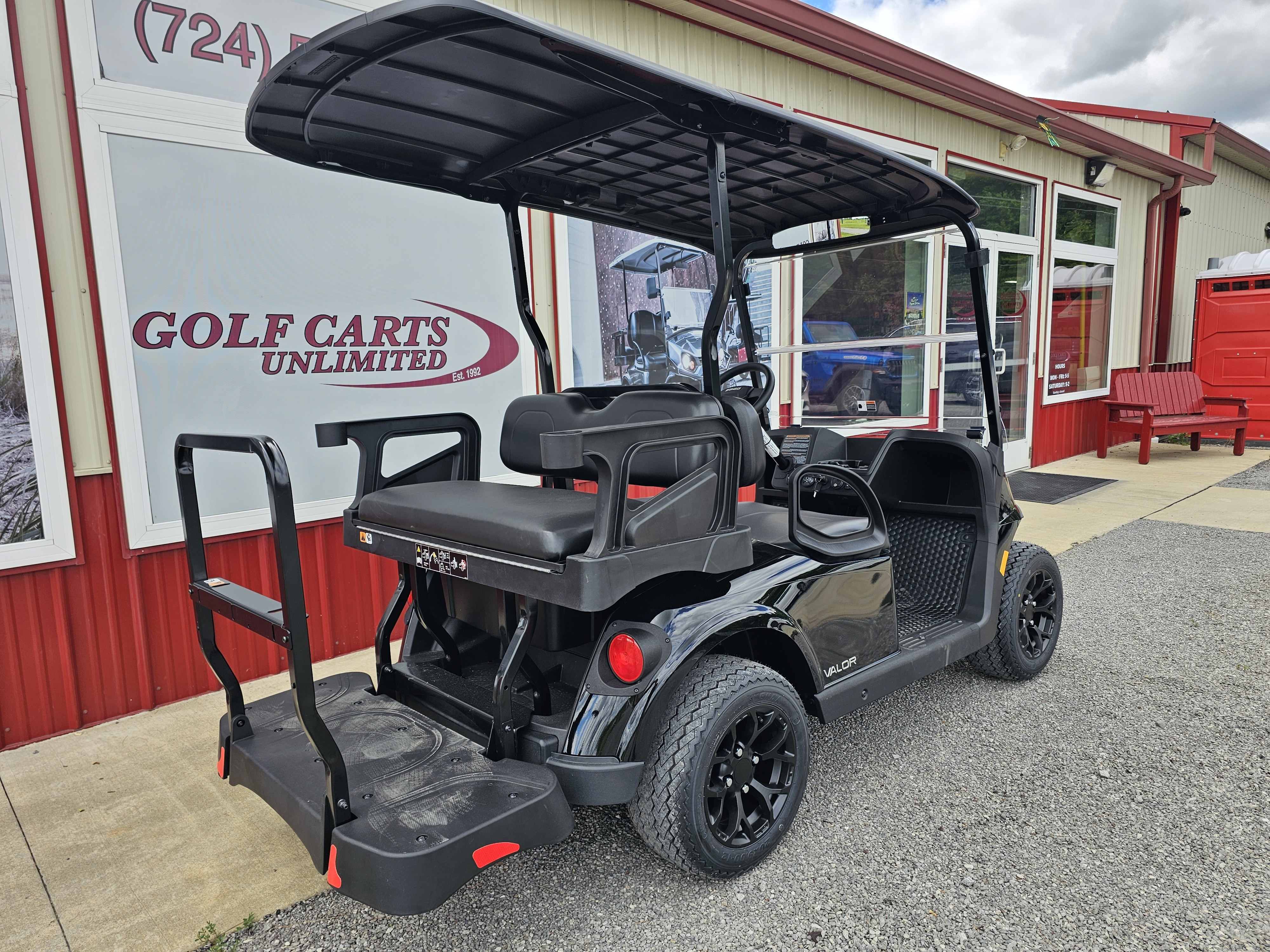 2027  RXV 4 Valor S+ 13.5-hp Gas 3