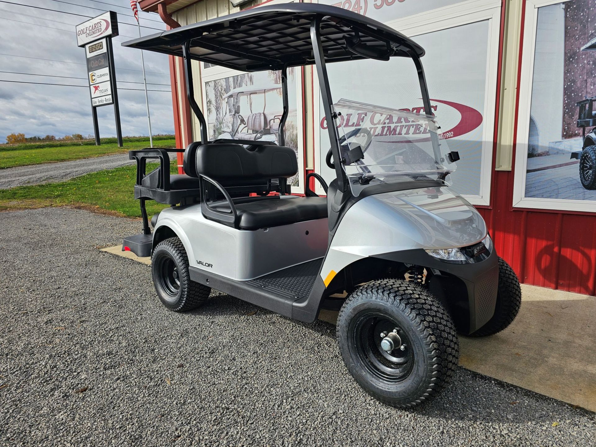 New 2026 E-Z-GO RXV 4 Valor S 48V, Slippery Rock PA | Specs, Price