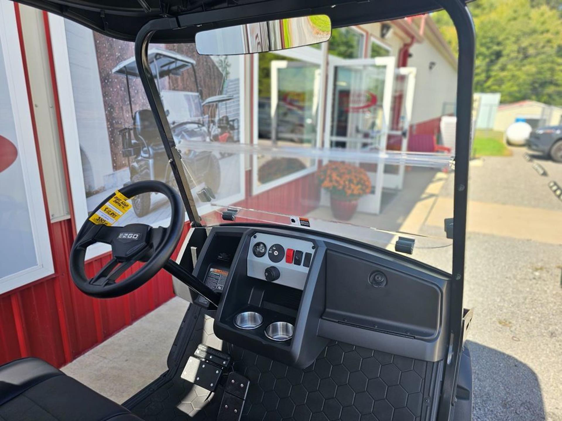 2025 E-Z-GO Express 4 Gas Lifted in Slippery Rock, Pennsylvania - Photo 10