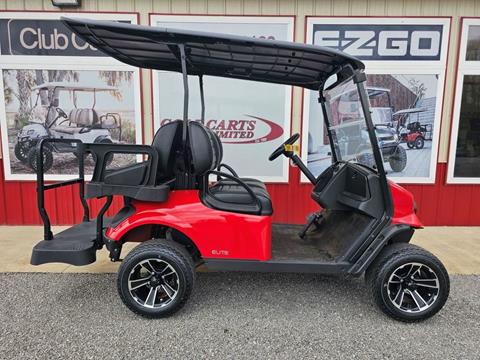 2024 E-Z-GO Express S4 ELiTE in Slippery Rock, Pennsylvania - Photo 2