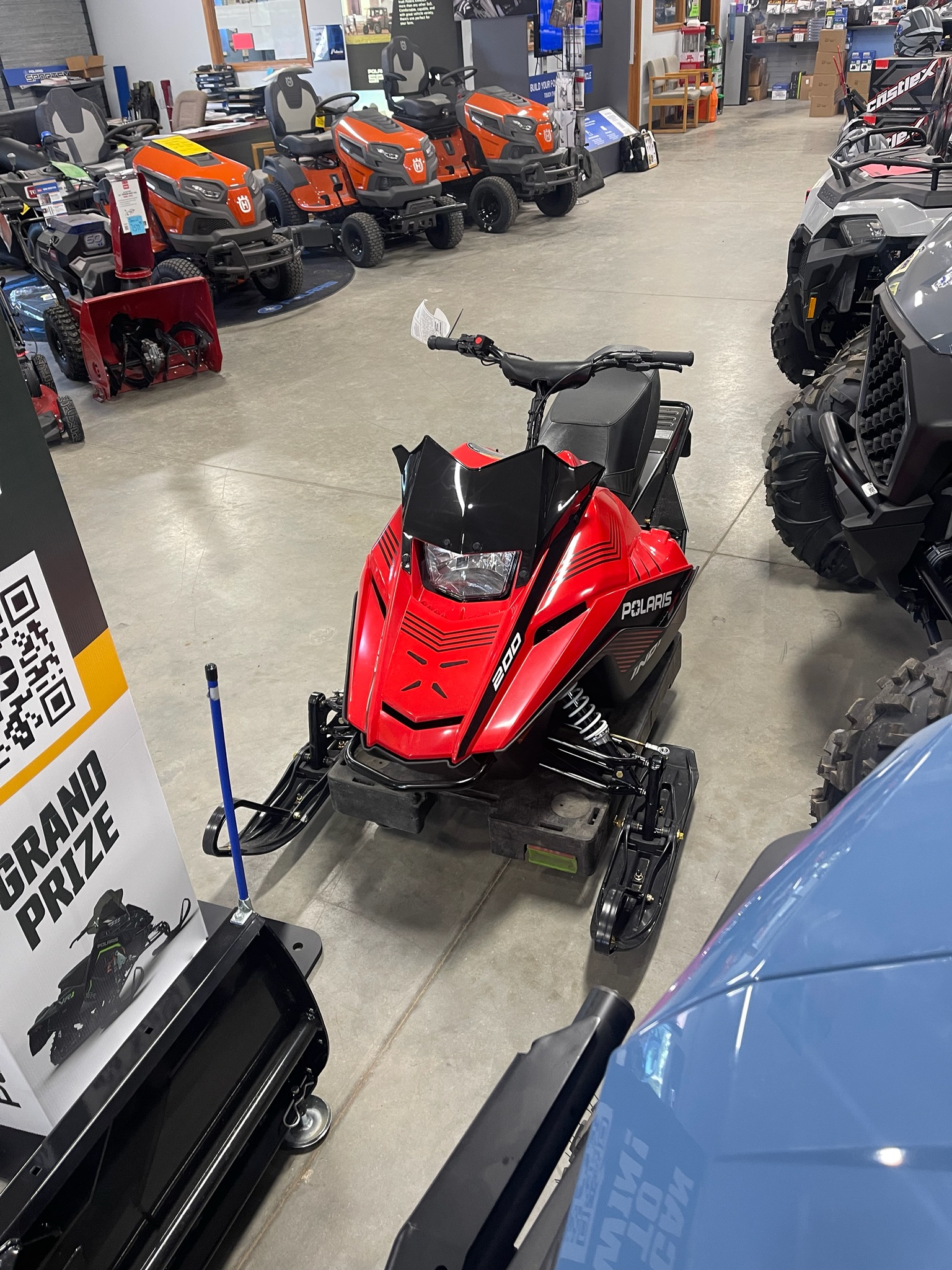 2027 INDY 200 ES