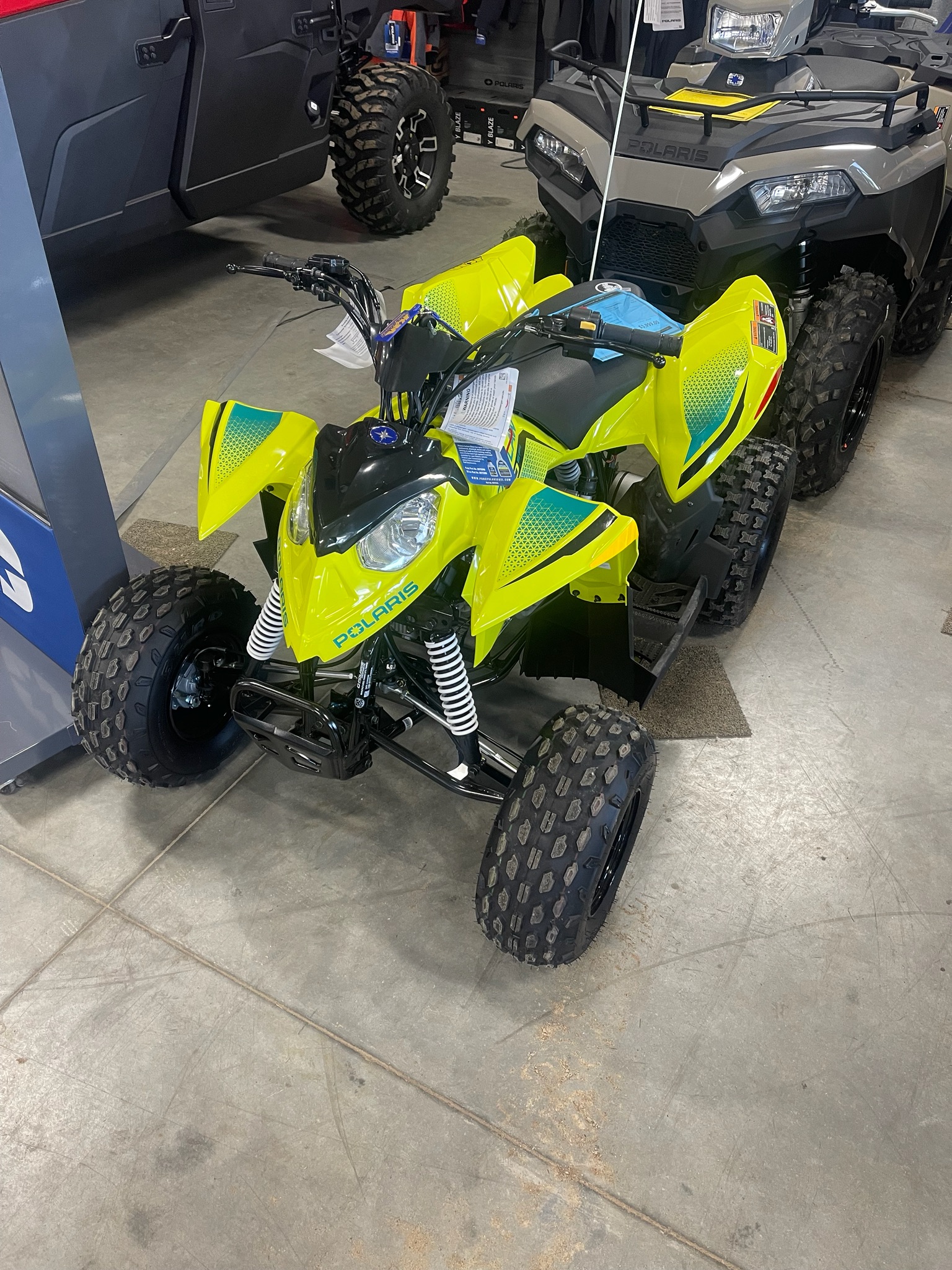 2027 Outlaw 110 EFI