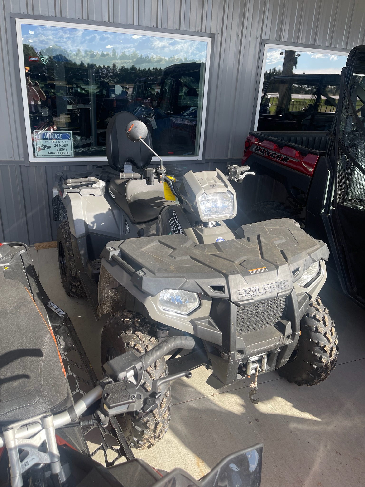 2023 Sportsman Touring 570 EPS