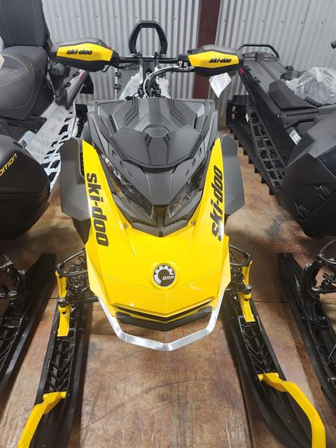 New 2025 Ski-Doo Summit NEO+ 600 EFI ES Hurricane 1.75 w New 2025 Ski-Doo Summit NEO+ 600 EFI ES Hurricane 1.75 w