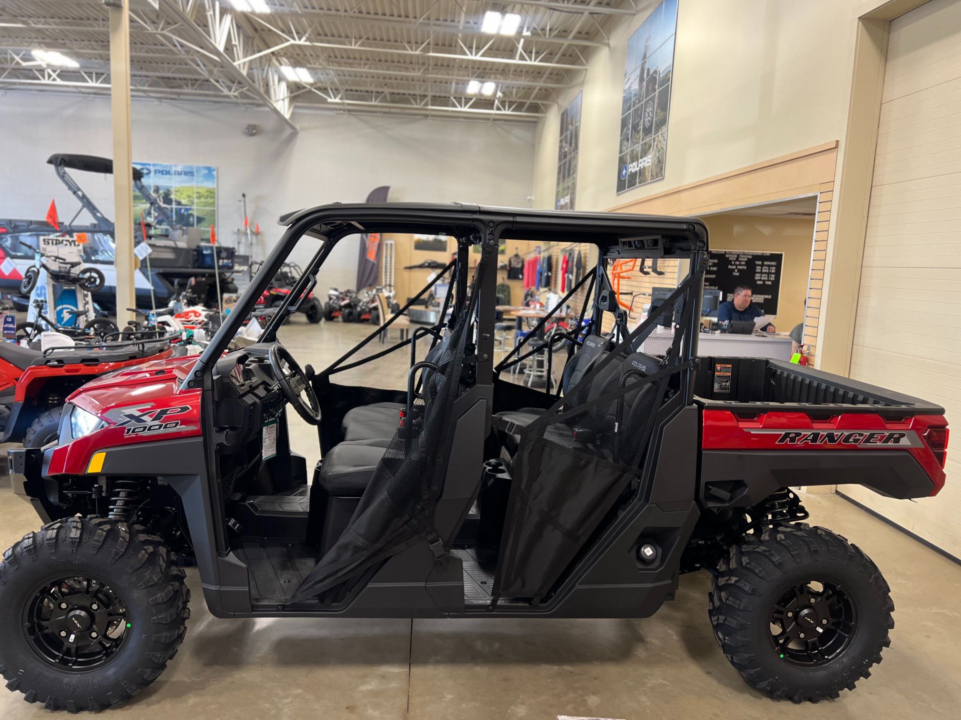 2026 Polaris Ranger Crew XP 1000 Premium in Findlay, Ohio - Photo 2