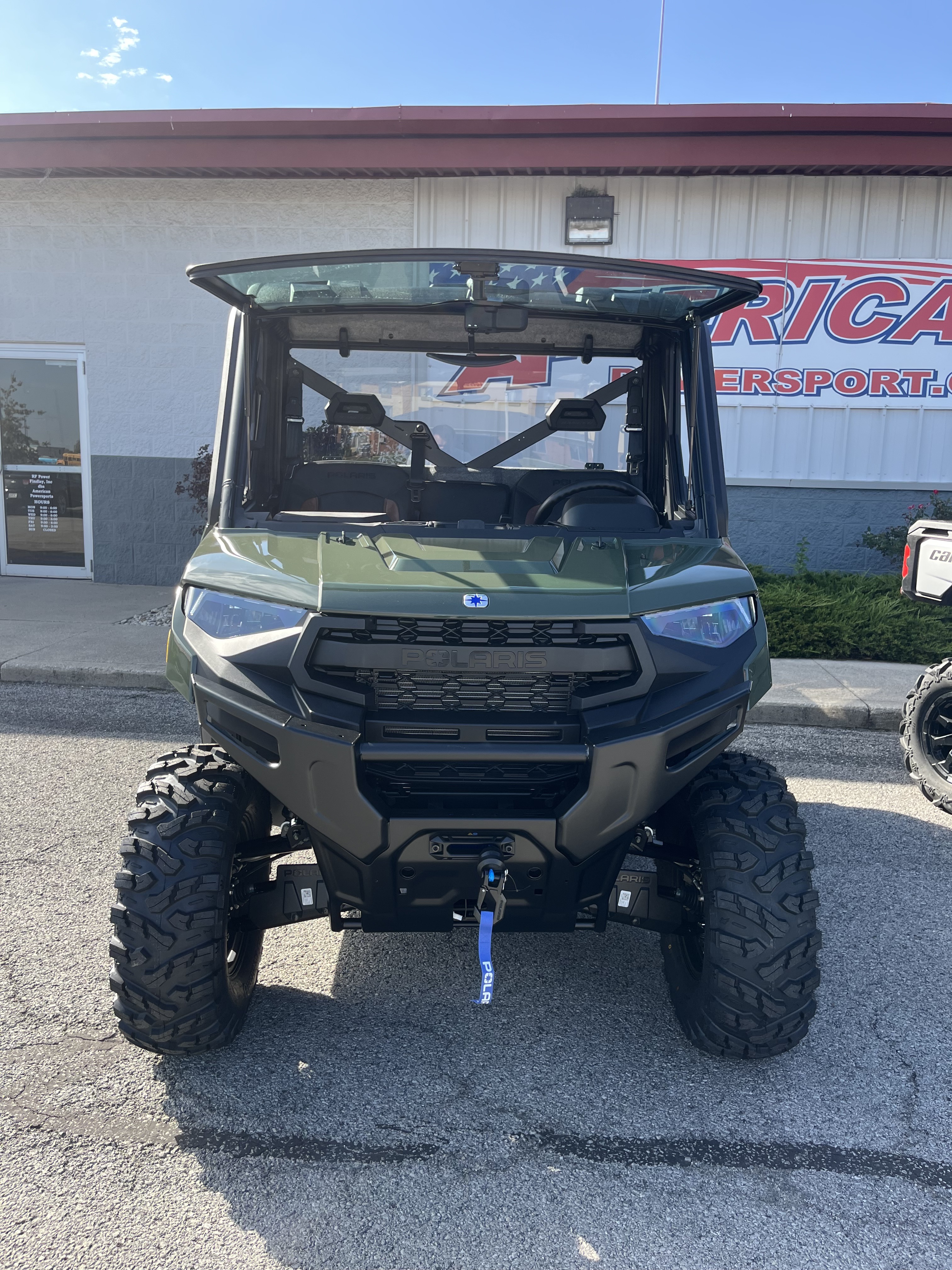 2027 Polaris Ranger photo 2