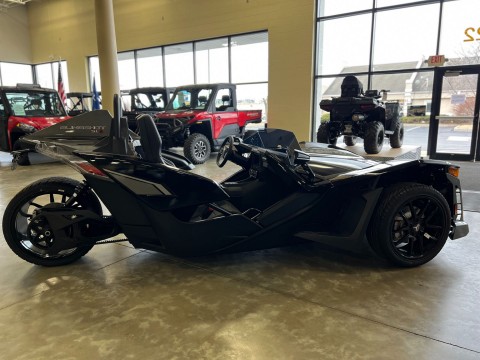 2025 Slingshot Slingshot SLR - AutoDrive in Findlay, Ohio - Photo 13