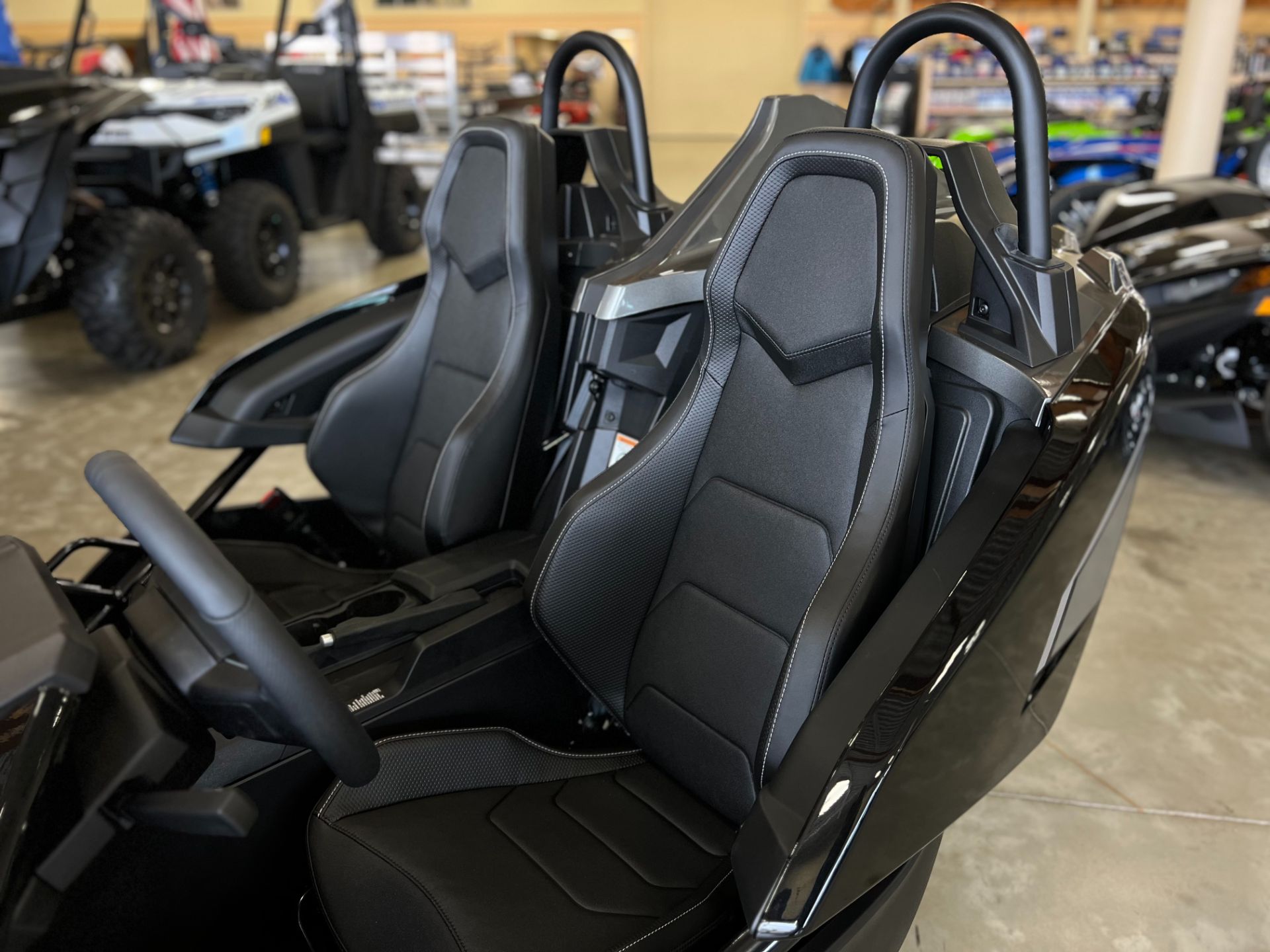 2025 Slingshot Slingshot SLR - AutoDrive in Findlay, Ohio - Photo 4