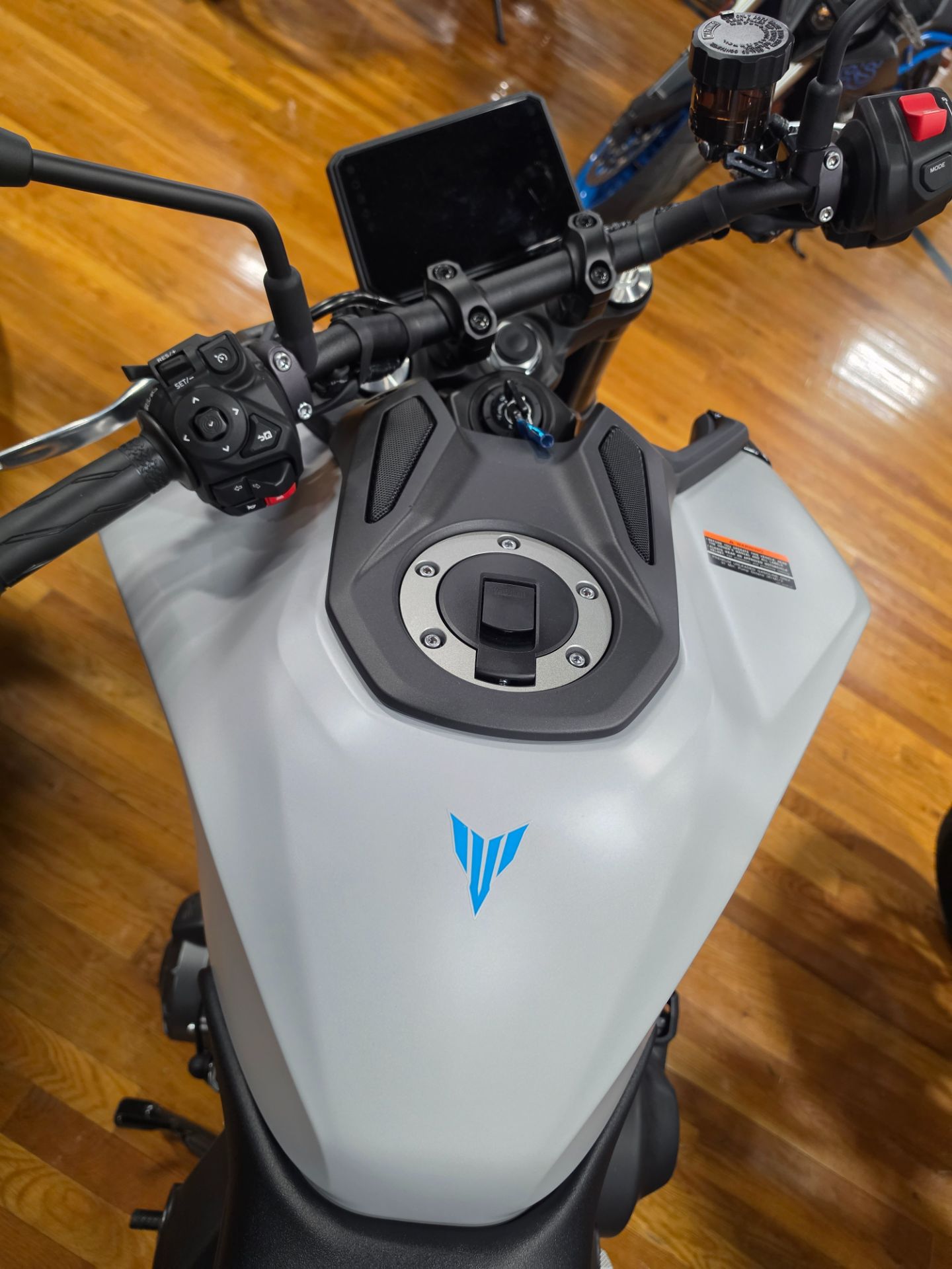 2025 Yamaha MT-09 5